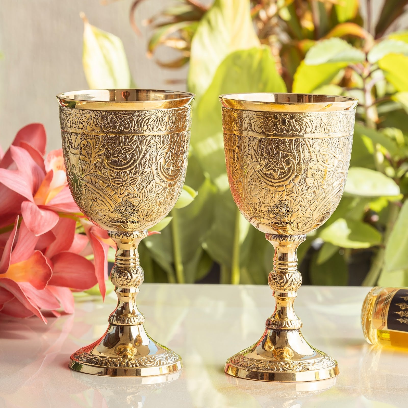 Embossed Brass Goblet Glass for Barware