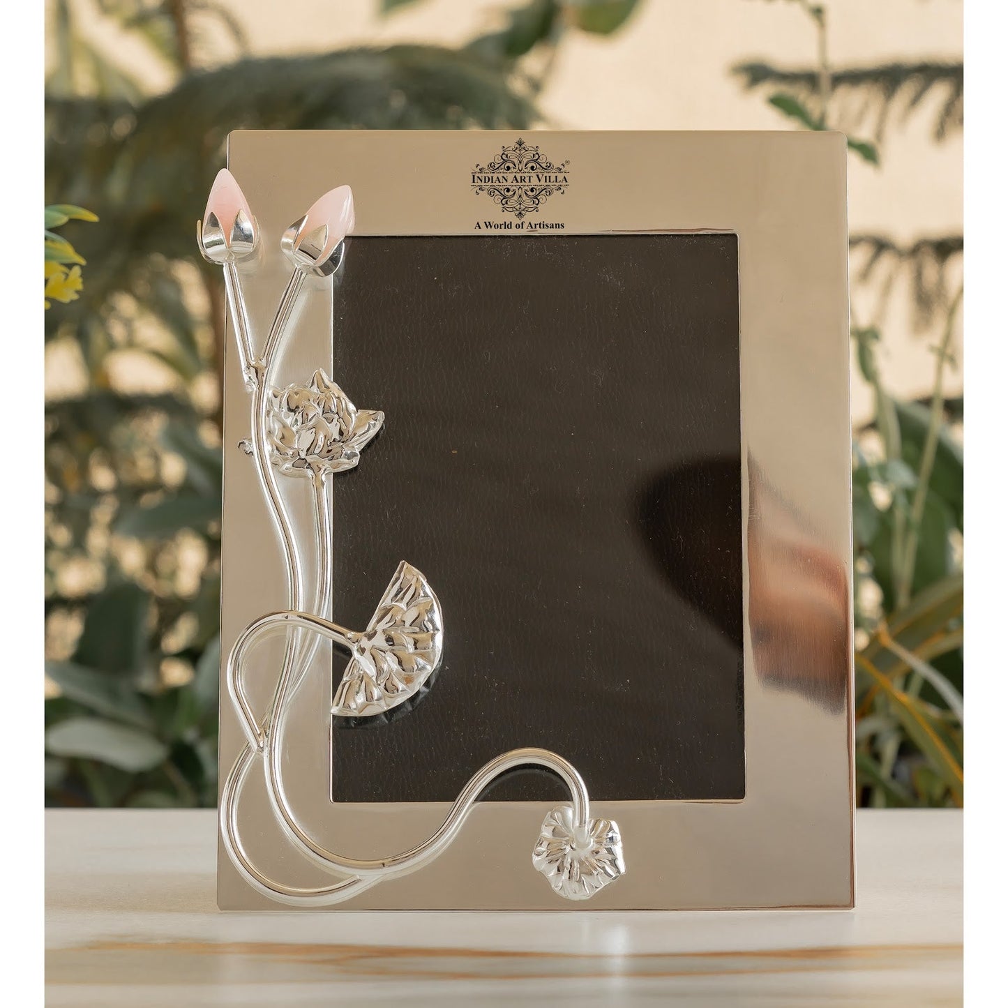 Silver-Plated Lotus Bud Flower Photo Frame – 24x19 cm (Inner Photo Size 18x13 cm), Decorative Picture Frame for Home Décor