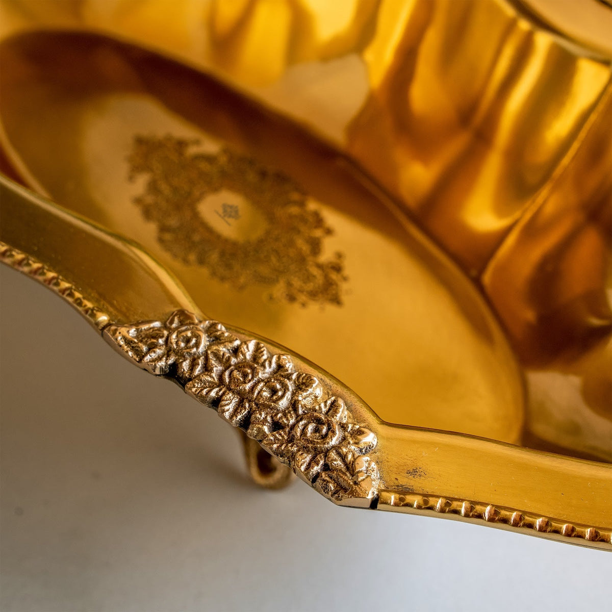 Pure Brass Oval Tray With Antique Floral Design For Home Décor - 31.75 cm