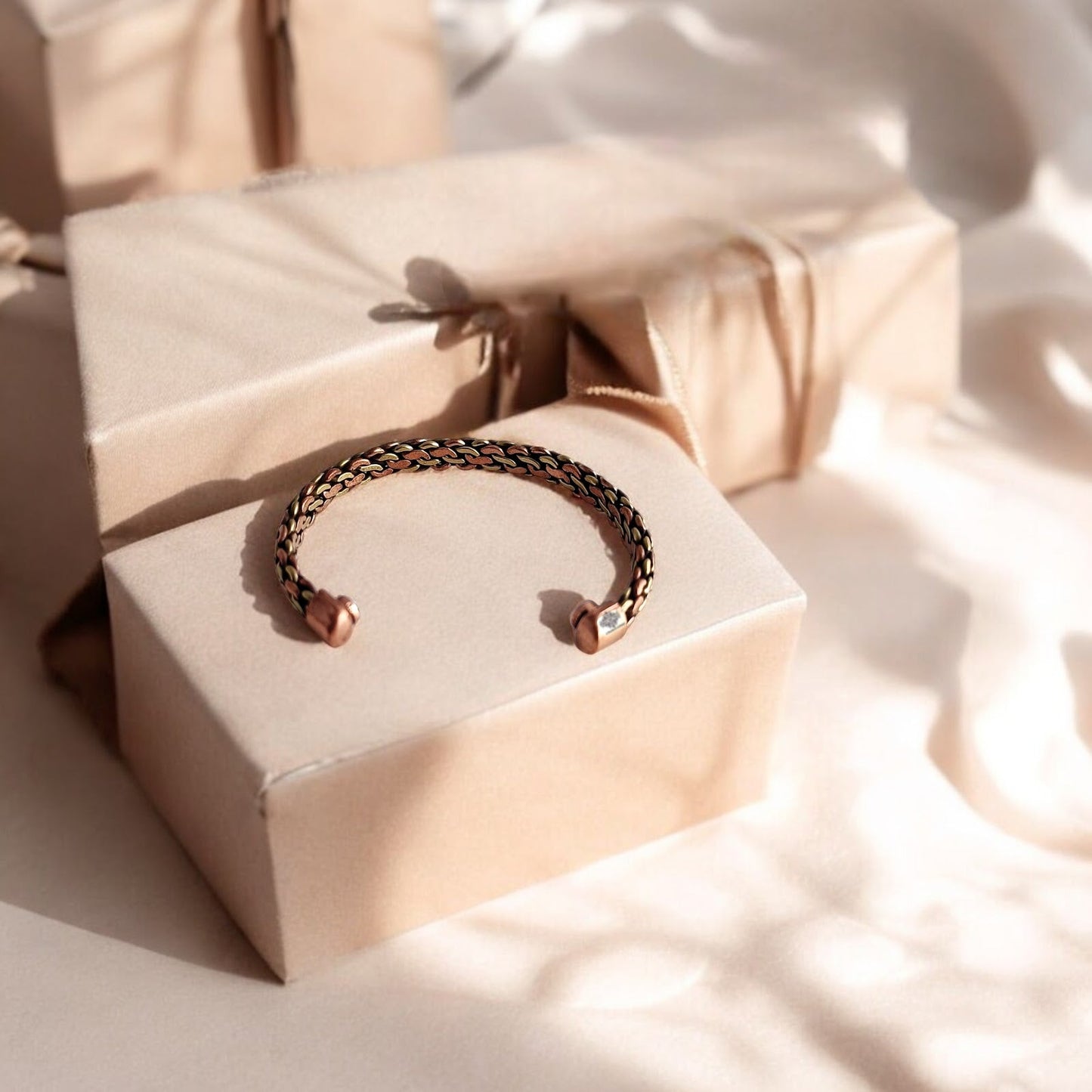 Copper Spiral Chain Design Bracelet Handcrafted Unisex Wellness Jewelry