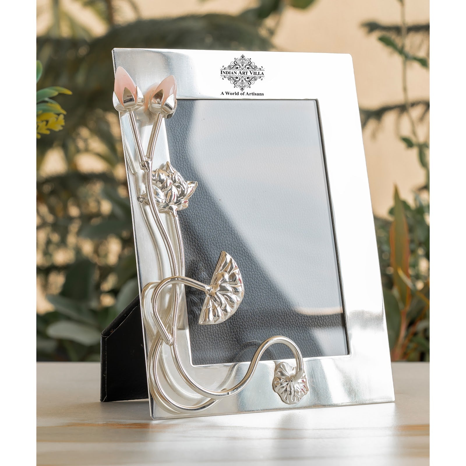 Silver-Plated Lotus Bud Flower Photo Frame – 24x19 cm (Inner Photo Size 18x13 cm), Decorative Picture Frame for Home Décor