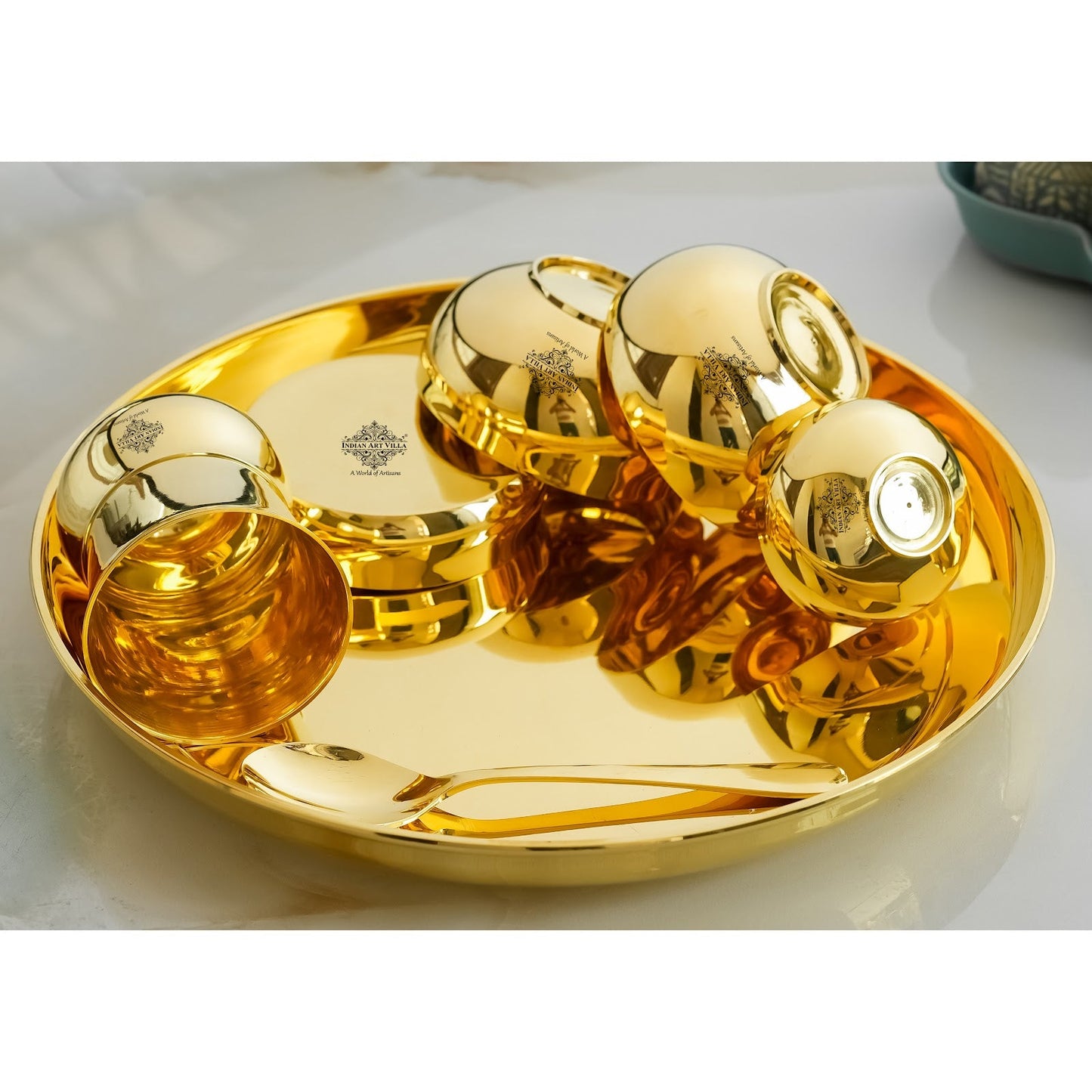 Pure Brass Dinner Set Shine FInish Design Set of 7 Piece, 30.48 cm thali