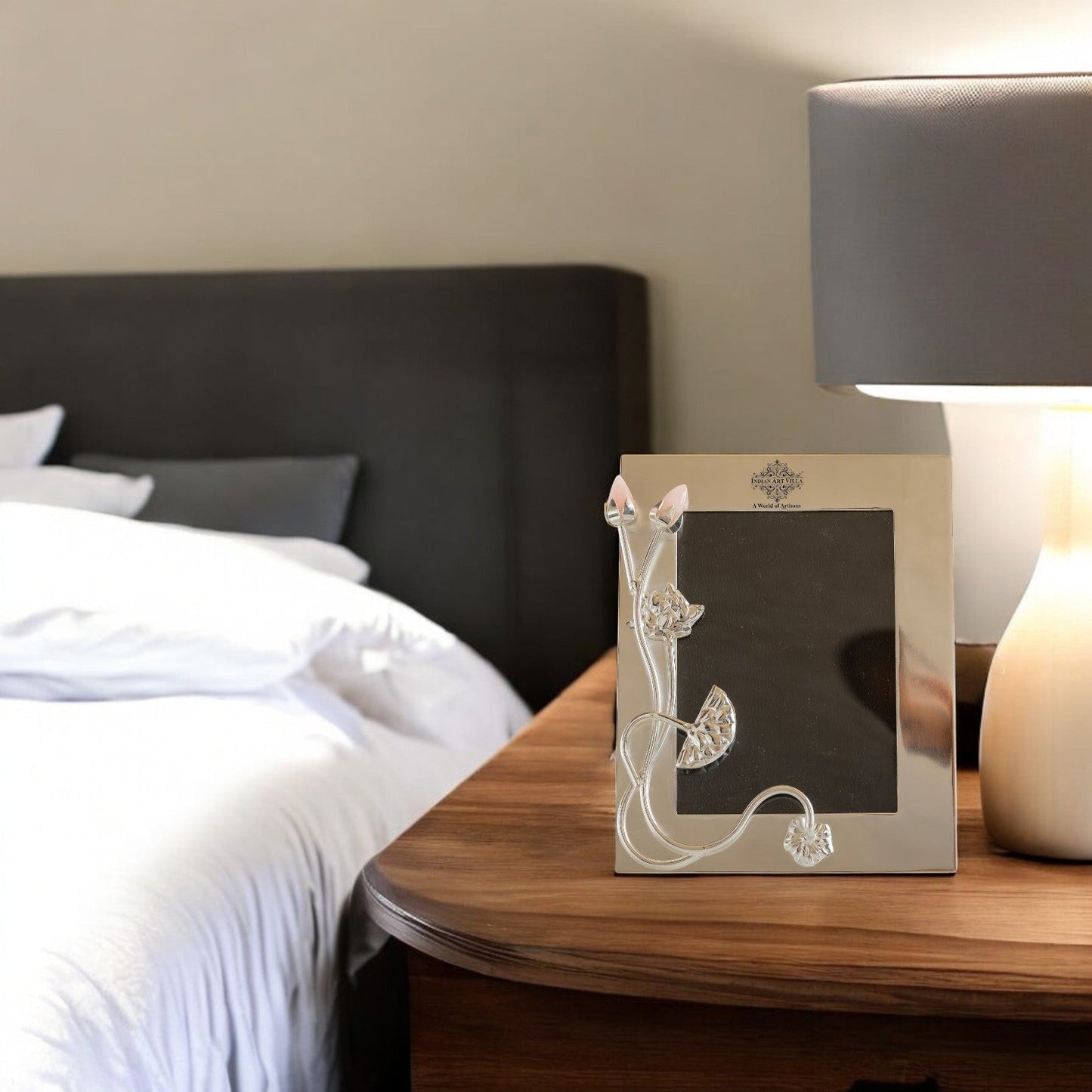 Silver-Plated Lotus Bud Flower Photo Frame – 24x19 cm (Inner Photo Size 18x13 cm), Decorative Picture Frame for Home Décor