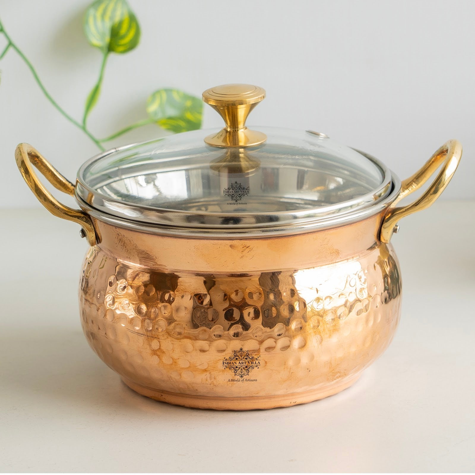 Indian Art Villa, Copper Handi Hammered Design Bowl with Glass Lid Brass Knob &  Handles   – 950 ML,  Tableware & Serveware
