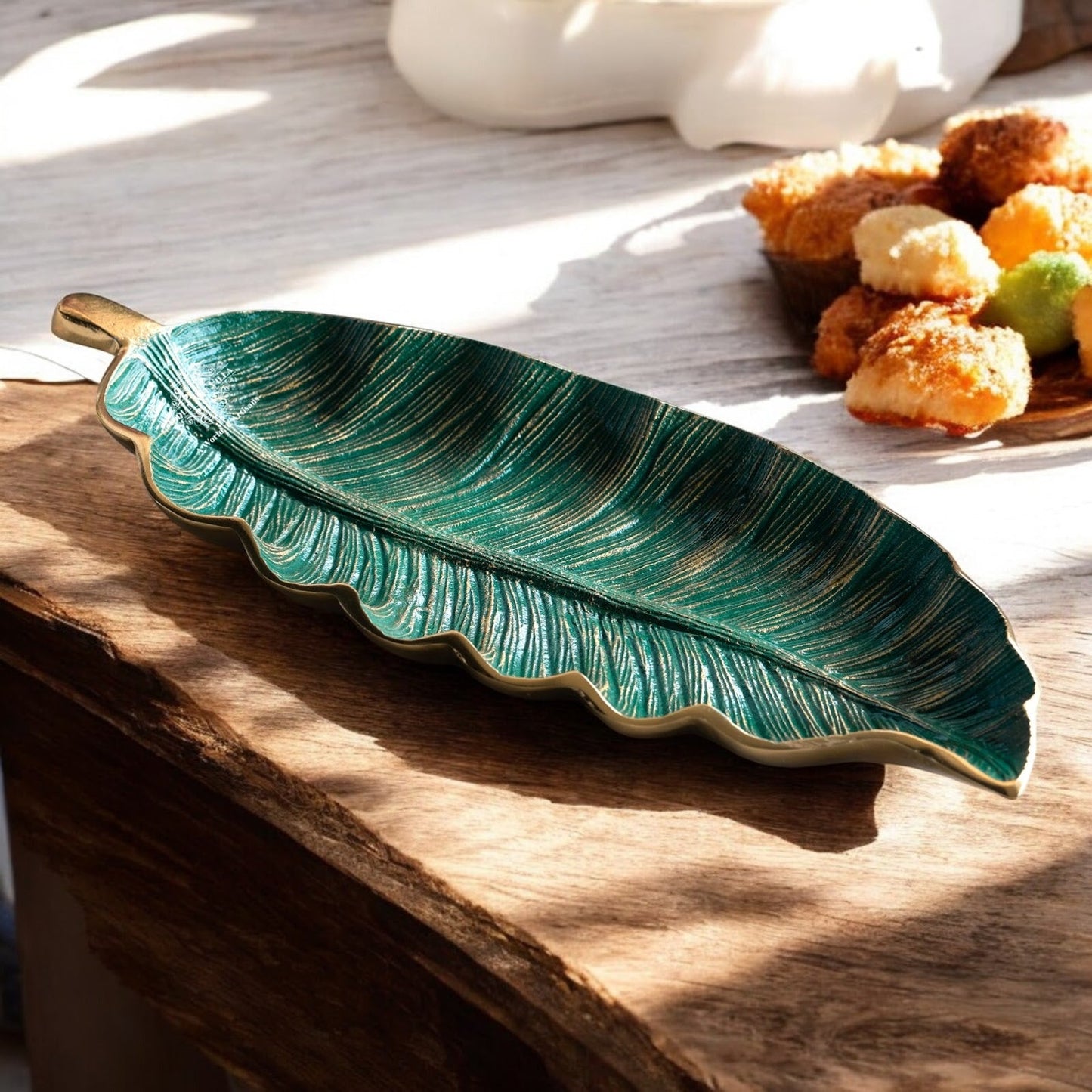 Gold Finish Green Leaf Design Decorative Platter – 43 Cm Banana Leaf Shaped Tray for Home Décor