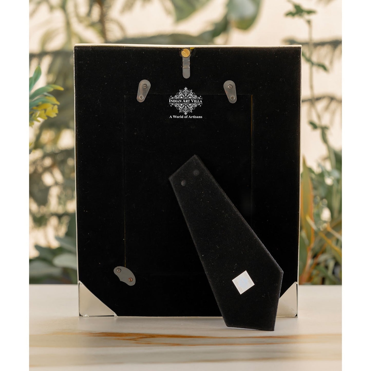 Silver-Plated Lotus Bud Flower Photo Frame – 24x19 cm (Inner Photo Size 18x13 cm), Decorative Picture Frame for Home Décor