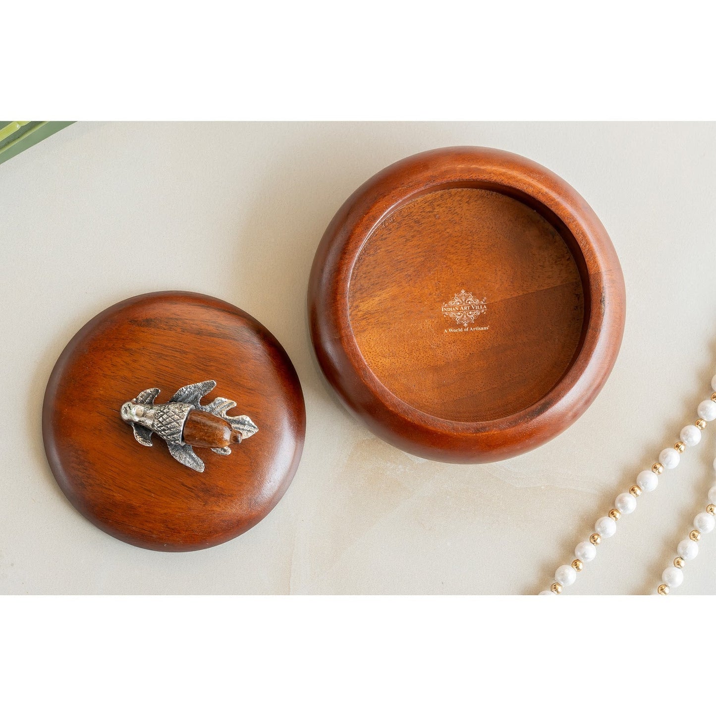 Wooden Acorn Bowl with Lid – Handcrafted Flower Design