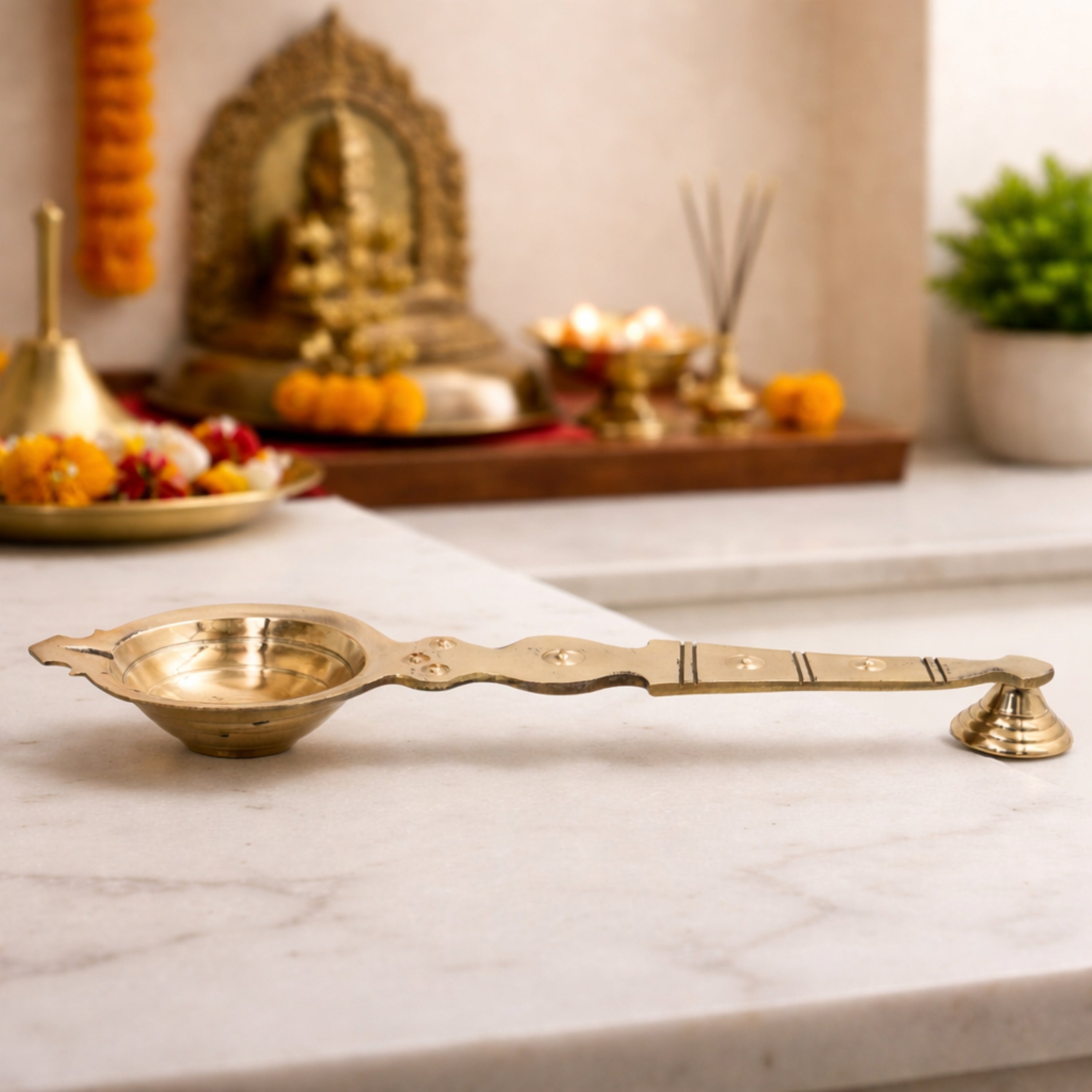 Brass Aarti Burner Kapoor Dani Camphor Lamp Peetal Pital Pittal Karpoora Harathi Aarti Deepam Pooja Diya Mandir Temple Brass Aarti Lamp Traditional Pooja Samagri, Gold, 12 Inch, 1 Piece