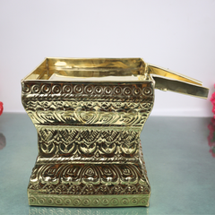 Brass Abhishek Patra Soma suthra for Shivling Abhishekam Lingabhishekam Rudrabhishek Puja Vessel Pital Peetal Hittale Abhisheka Patram Kalasam Temple Kalasha Lota Mandir Pooja Patra, Gold, 8.5 Inch, 1 Piece