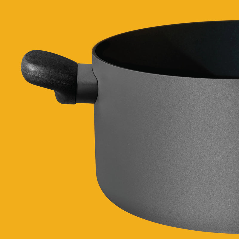 Meyer Bauhaus 2 pcs set ( Nonstick Casserole With Lid, 5 Litre, 24Cm + Non Stick Frypan 26Cm ), Grey