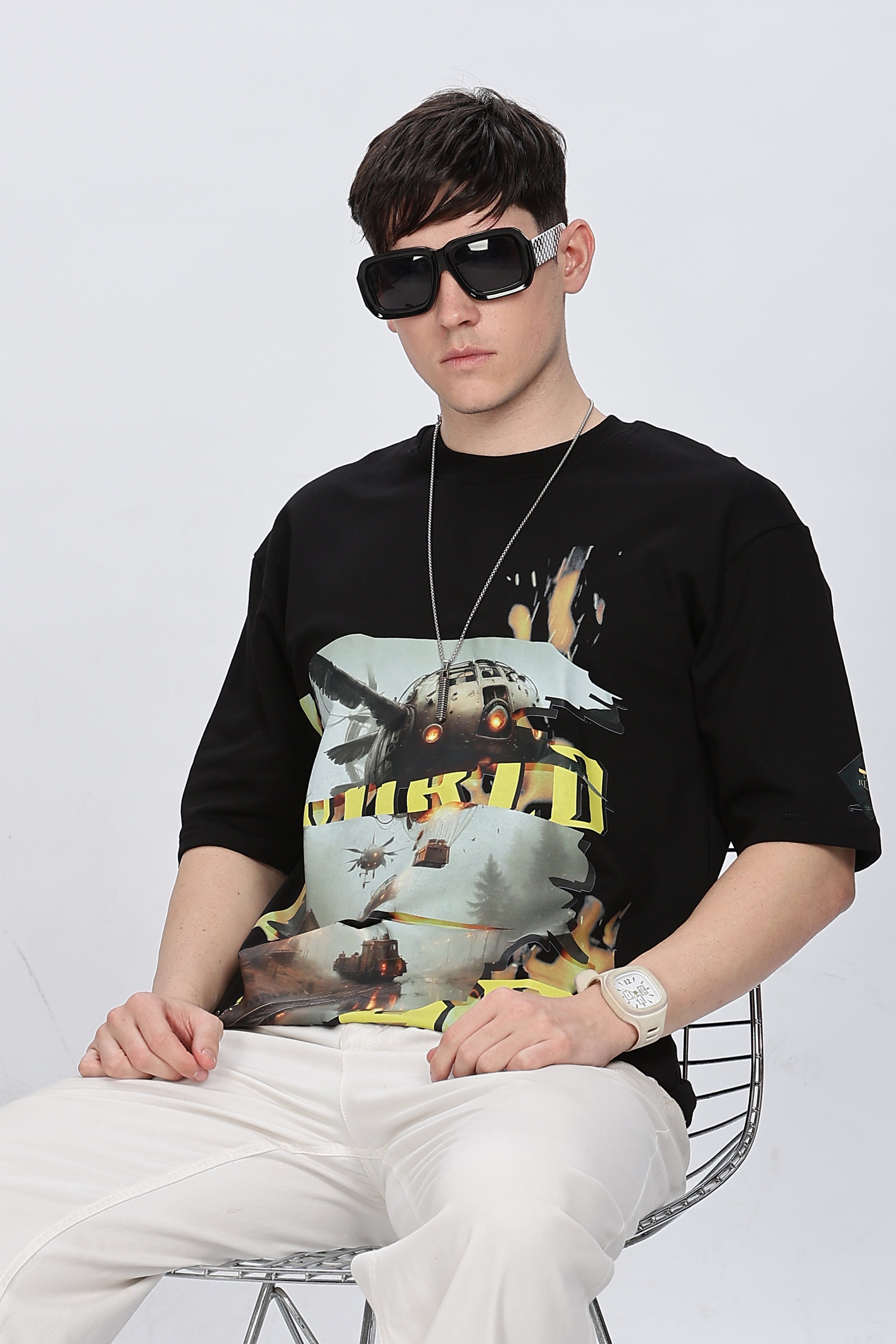 Graphic Print Round Neck Cotton Black T-Shirt Retro Men