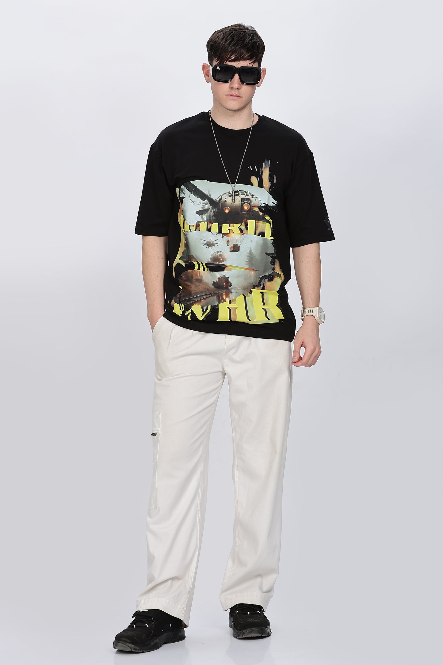 Men Graphic Print Round Neck Cotton Blend Black T-Shirt