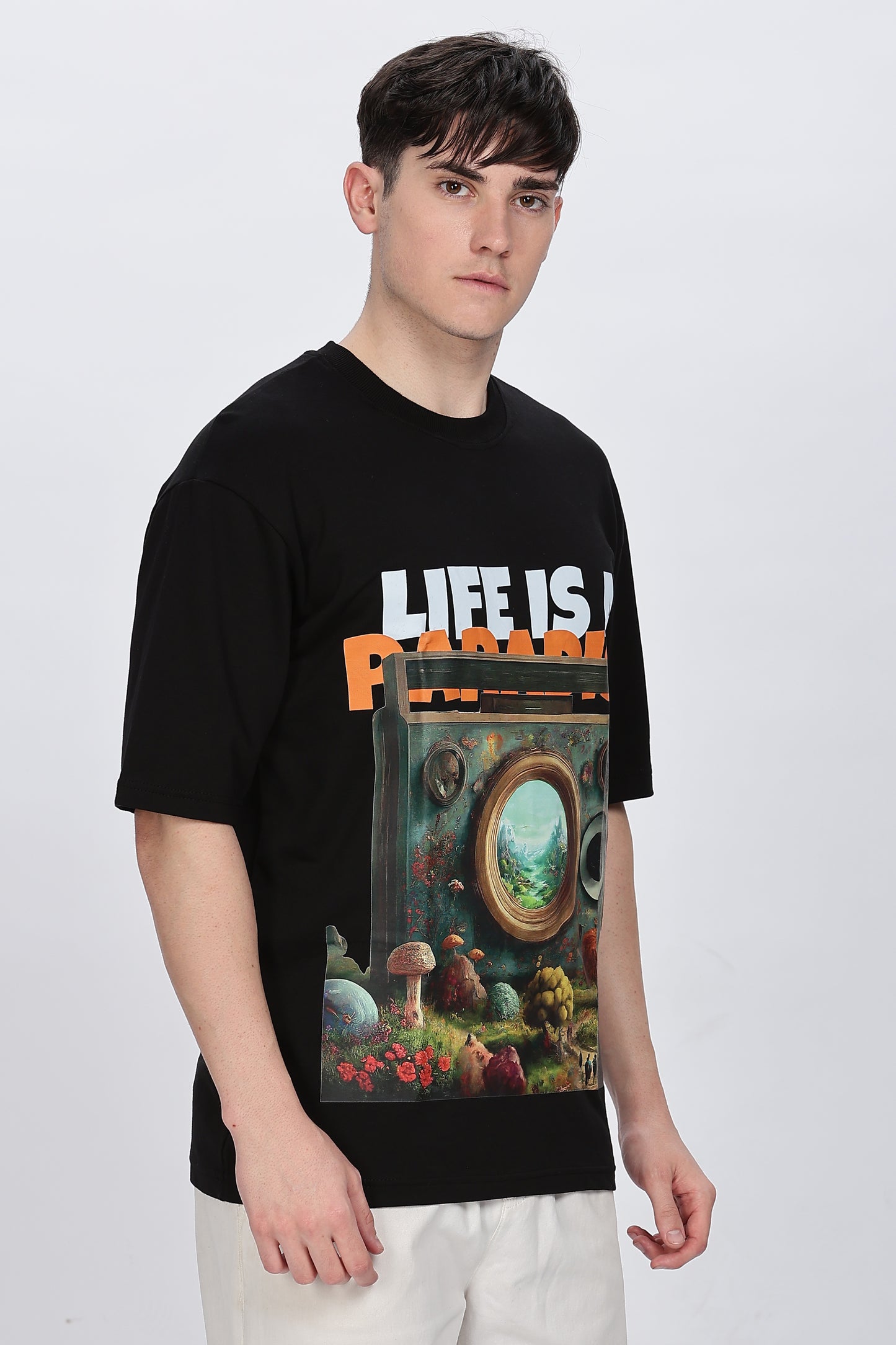 Printed Men Round Neck Black T-Shirt