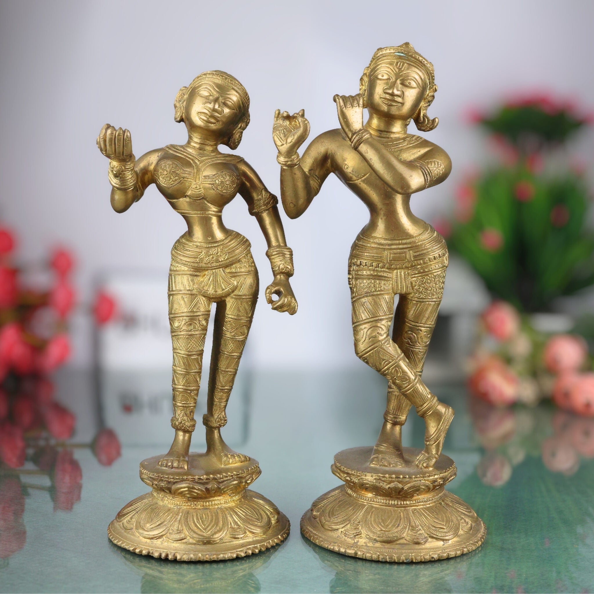 Handcrafted Brass Radha Krishna Idol | Peetal Pital Pittal Radha Krishna Murti Vigraha Statue | Divine Shyam Radha Krishna Pratima for Home Temple Decor & Puja,Gold, 11 Inch, 1 Piece