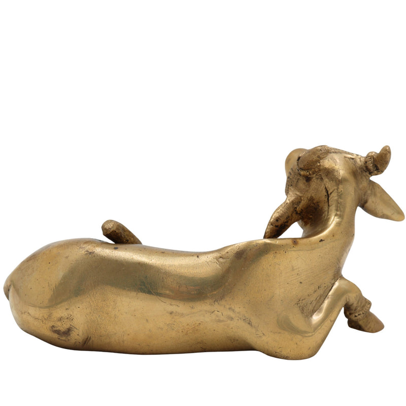 Brass Kamadenu Cow Idol – Handcrafted Nandi & Kamadenu Sculpture for Pooja, Temple, Home Decor, Ashtadhatu & Peetal Options, Gold, 2.5 Inch, 1 Piece