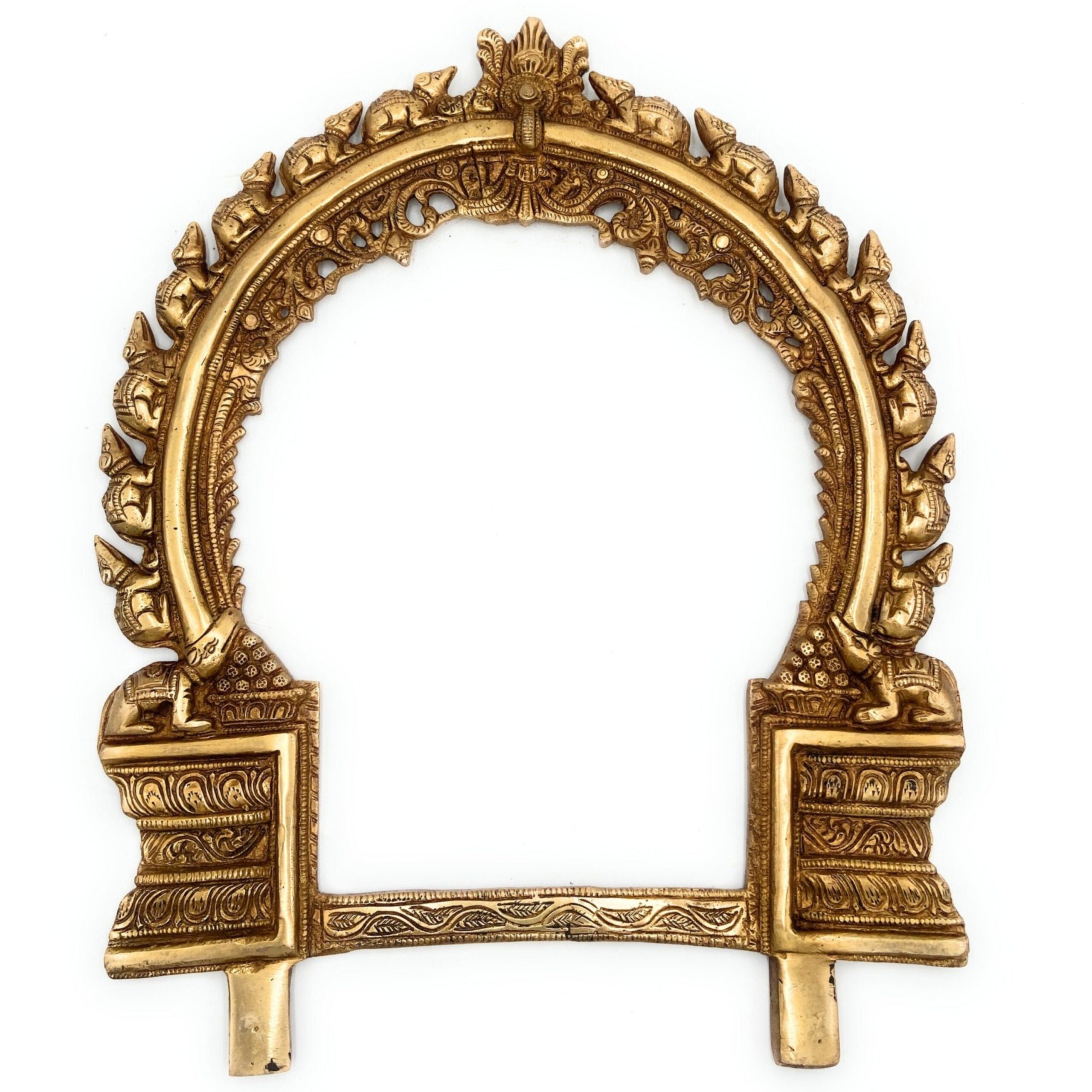 Bhunes Hand-Carved Brass Prabhavali Arch Frame for Ganesha – Large Wall Hanging Prabhawali | Decorative Temple Backdrop for Pooja, Mandir & Home Decor, Gold, 17 Inch, 1 Piece