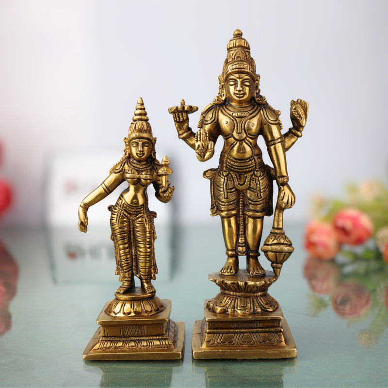 Brass Vishnu Lakshmi Idol on Adishesha | Anantashayana Vishnu Murti | Lakshmi Narayan Statue for Home Puja, Temple Decor & Spiritual Gift | Padmanabha Swamy Showpiece, Gold, 7 Inch, 1 Piece