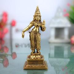 Handcrafted Brass Sri Devi Silai, Lakshmi Idol | Mahalakshmi Murti | Shri Kamala Devi Statue for Home Temple, Pooja & Gifts, Gold, 5 Inch, 1 Piece