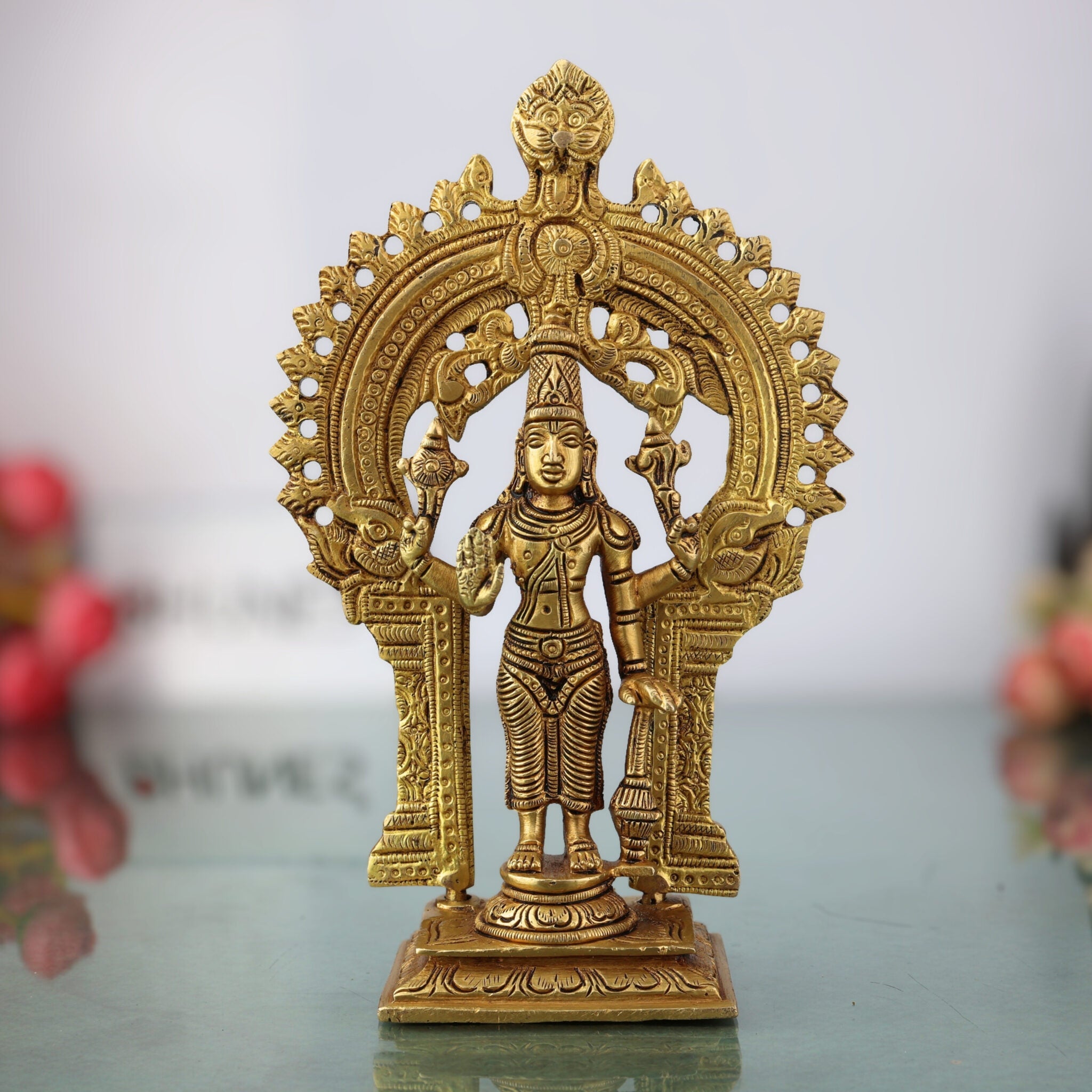 Brass Vishnu Idol | Narayana Murti Statue | Venkateswara Balaji Vigraha | Govinda Padmanabha Brass Sculpture | Pooja & Home Decor Idol, Gold, 7.5 Inch, 1 Piece