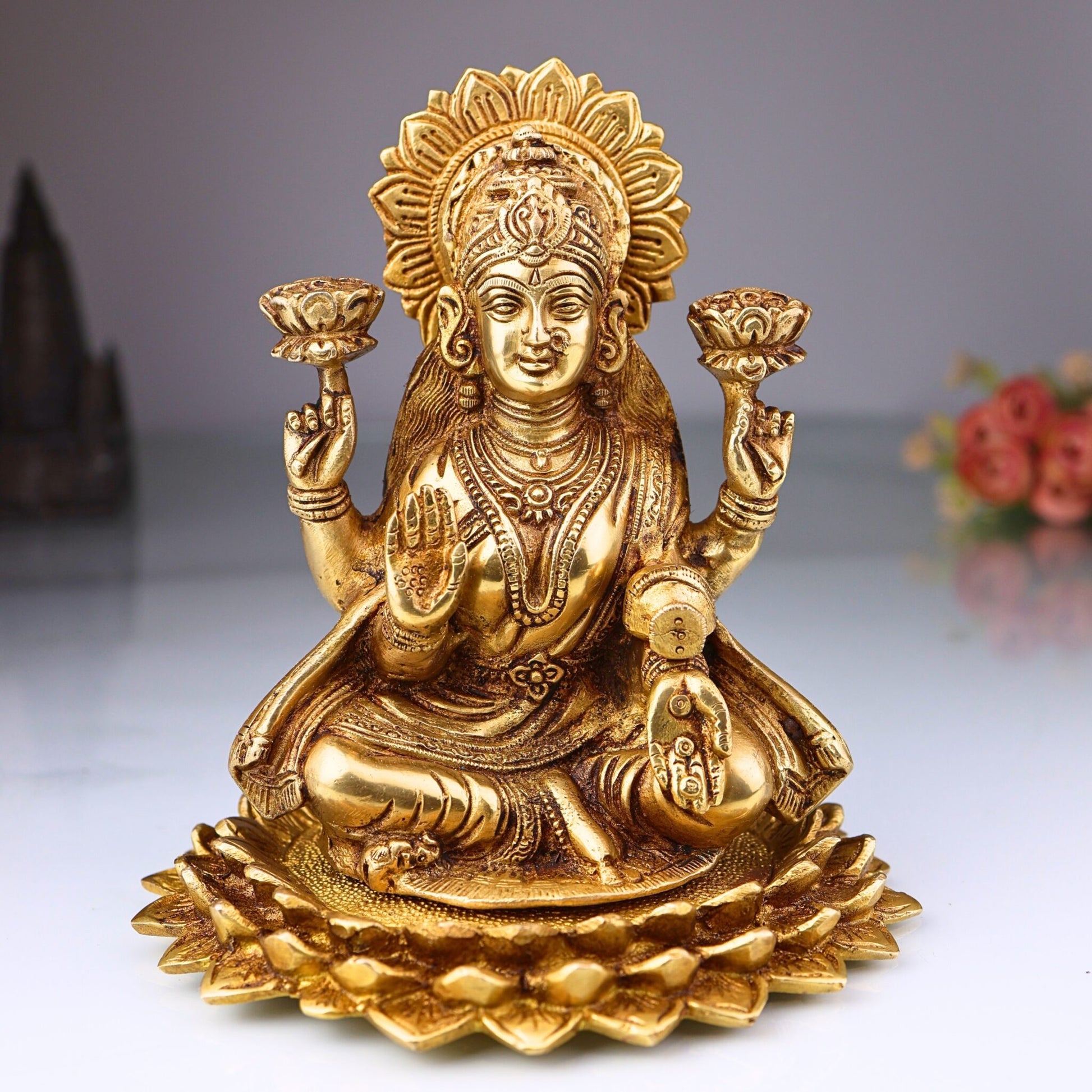 Brass Laxmi Idol | Lakshmi Murti | Maha Lakshmi Devi Statue | Brass Lakshmi Goddess Idol | Laxmi Murti for Pooja & Decor, Gold, 8.5 Inch, 1 Piece