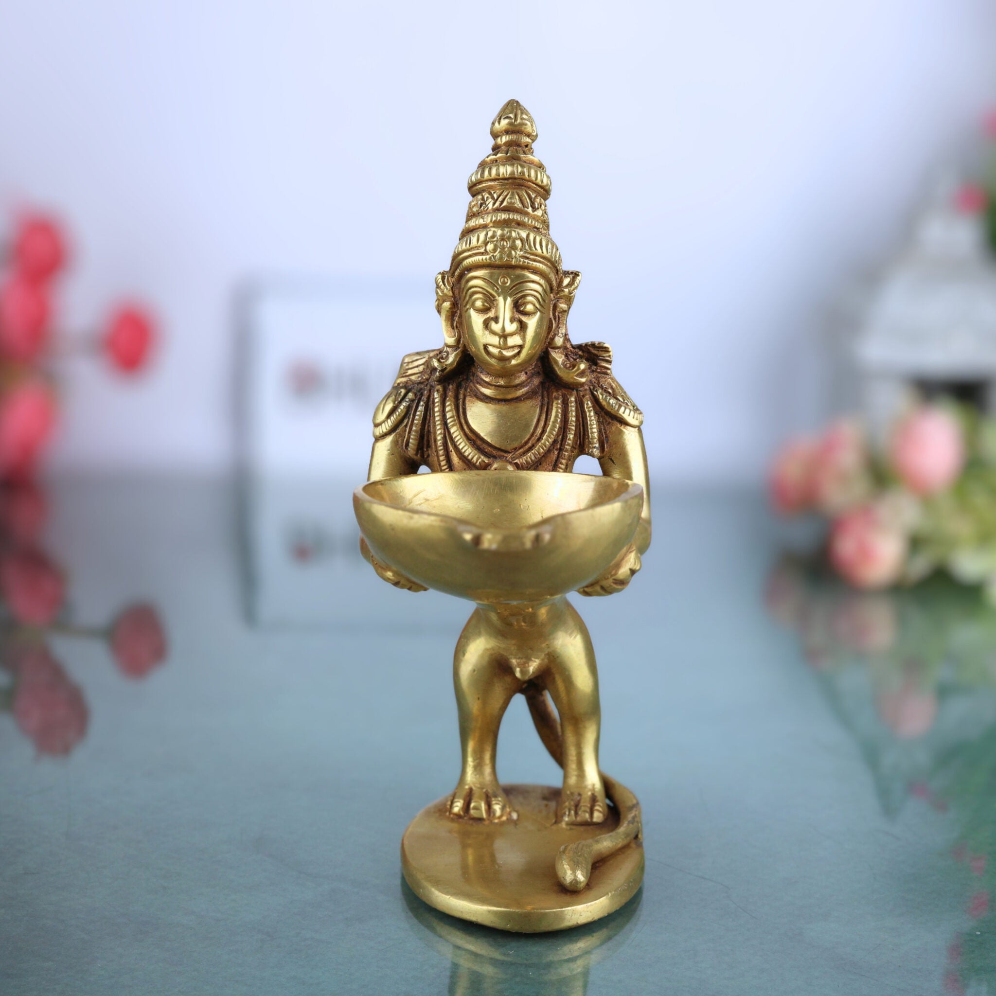 Brass Yali Lamp, Lion Holding Vilakku, Peetal Pital Pittal Deepam, Traditional South Indian Pooja Deepa, Gold, 8 Inch, 1 Piece