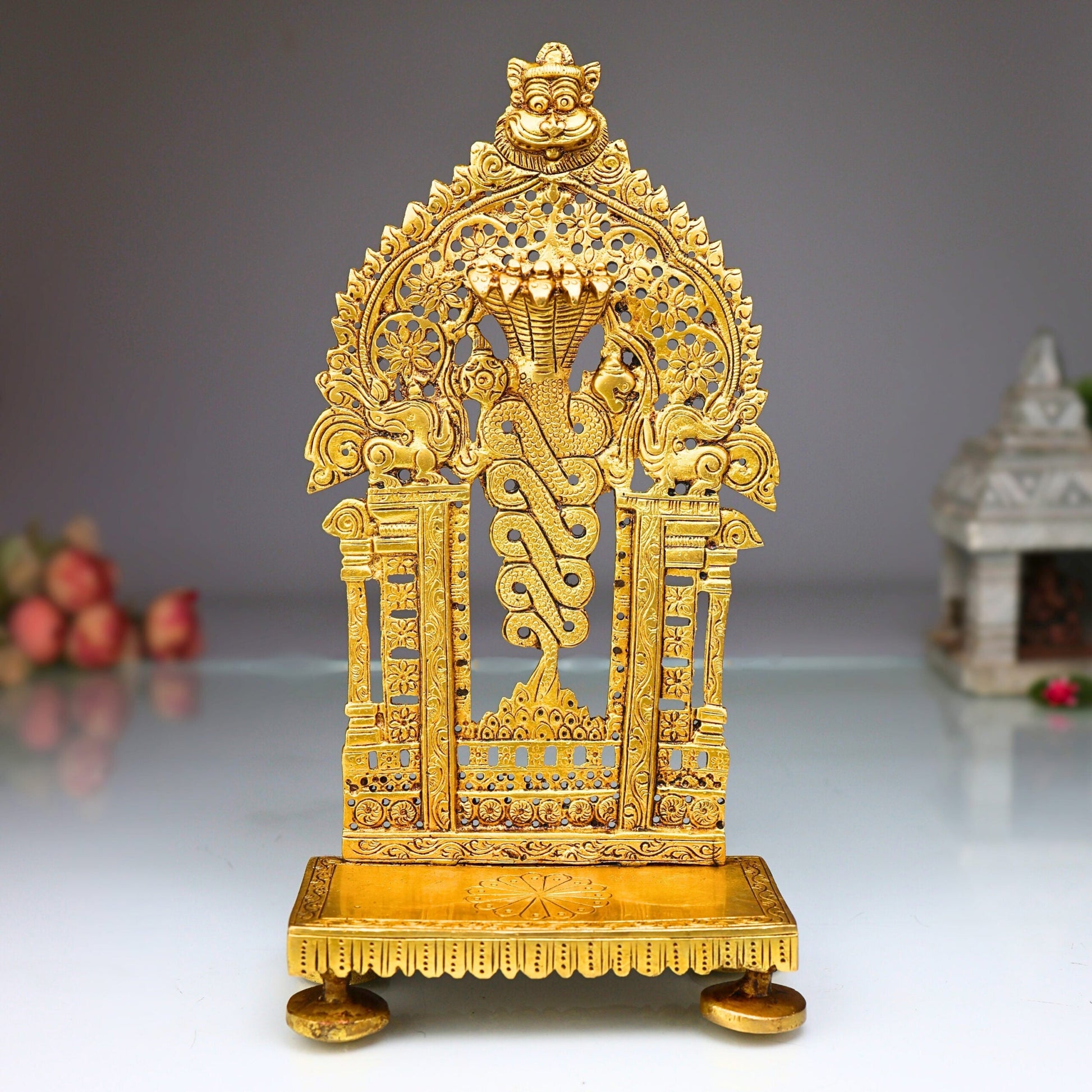 Brass Prabhavali Chowki, Singhasan Stand for Pooja Idols, Durable Brass Idol Seat for Mandir, Decorative Prabhavali Stand, Pooja Room Chowki for Temple Decor, Gold, 9.5 Inch, 1 Piece
