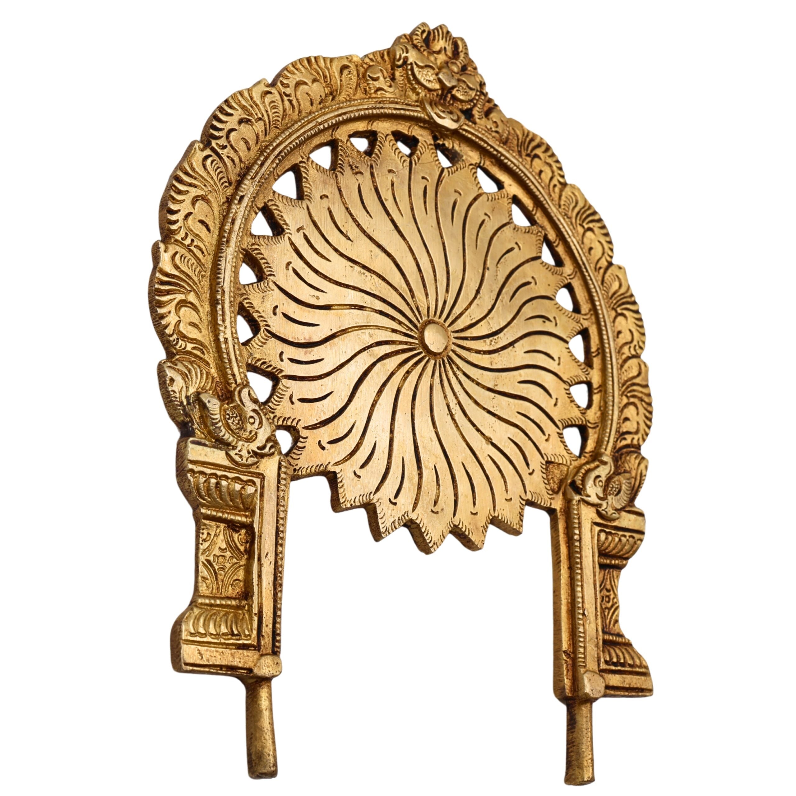 Bhunes Brass Prabhavali Arch Frame with Chakra – Wall Hanging Prabhawali for Deity | Traditional Temple Decor | Prabhaval for Home Mandir, Gold, 8.5 Inch, 1 Piece