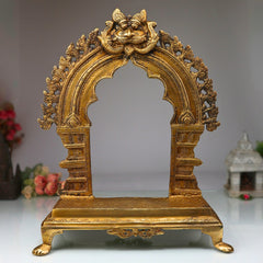 Bhunes Brass Deity Stand with Prabhavali and Chowki, Handcrafted Big Singhasan Peetha for God Idols & Mandir Setup, Gold, 17.5 Inch, 1 Piece