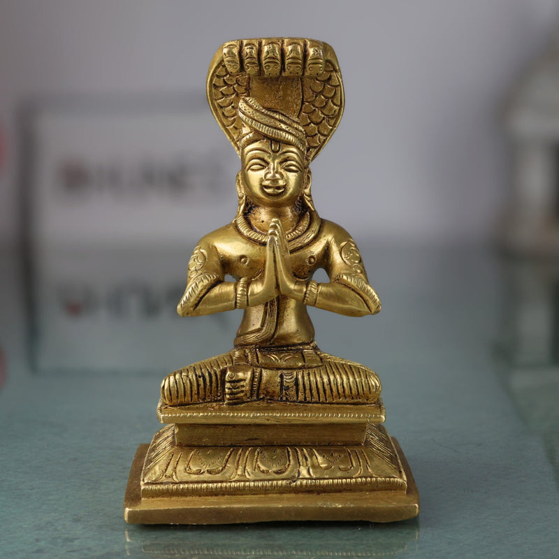 Brass Manavala Mamunigal Idol,  Azhagiya Manavalan Varavaramuni Pital Moorthi Vigraham Statue for Pooja & Home Decor, Gold, 5 Inch, 1 Piece