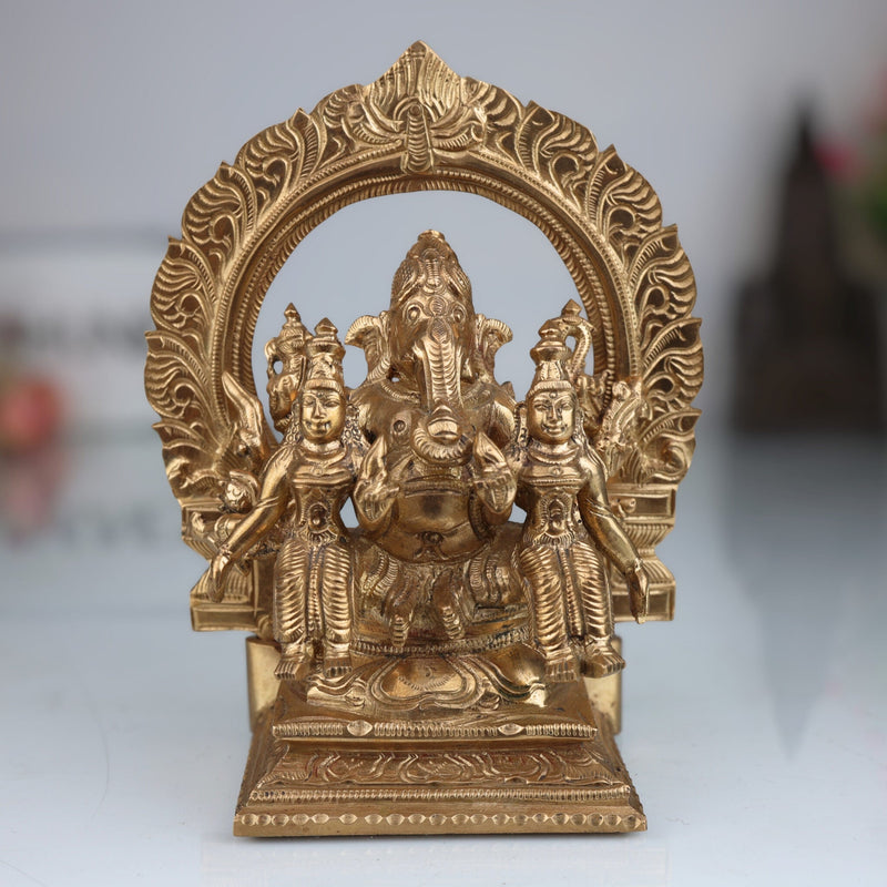 Handcrafted Panchaloha Riddhi Siddhi Ganesha Idol, Bronze Ganapati Vinayaka Statue, Vighnaharta Ganesh Murti for Home, Temple & Gifts,Gold, 6.5 Inch, 1 Piece
