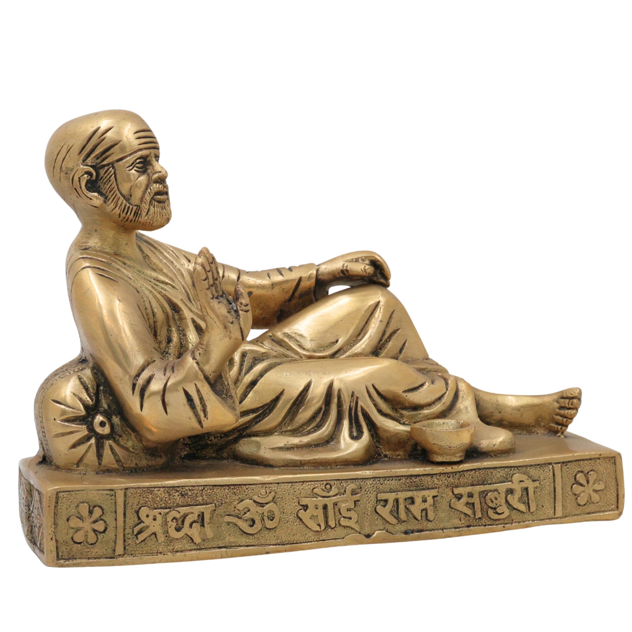 Brass Shirdi Sai Baba Idol, Sai Nath Murti, Peetal Pital Sai Baba Statue for Home Temple Pooja & Decor, Gold, 5.5 Inch, 1 Piece