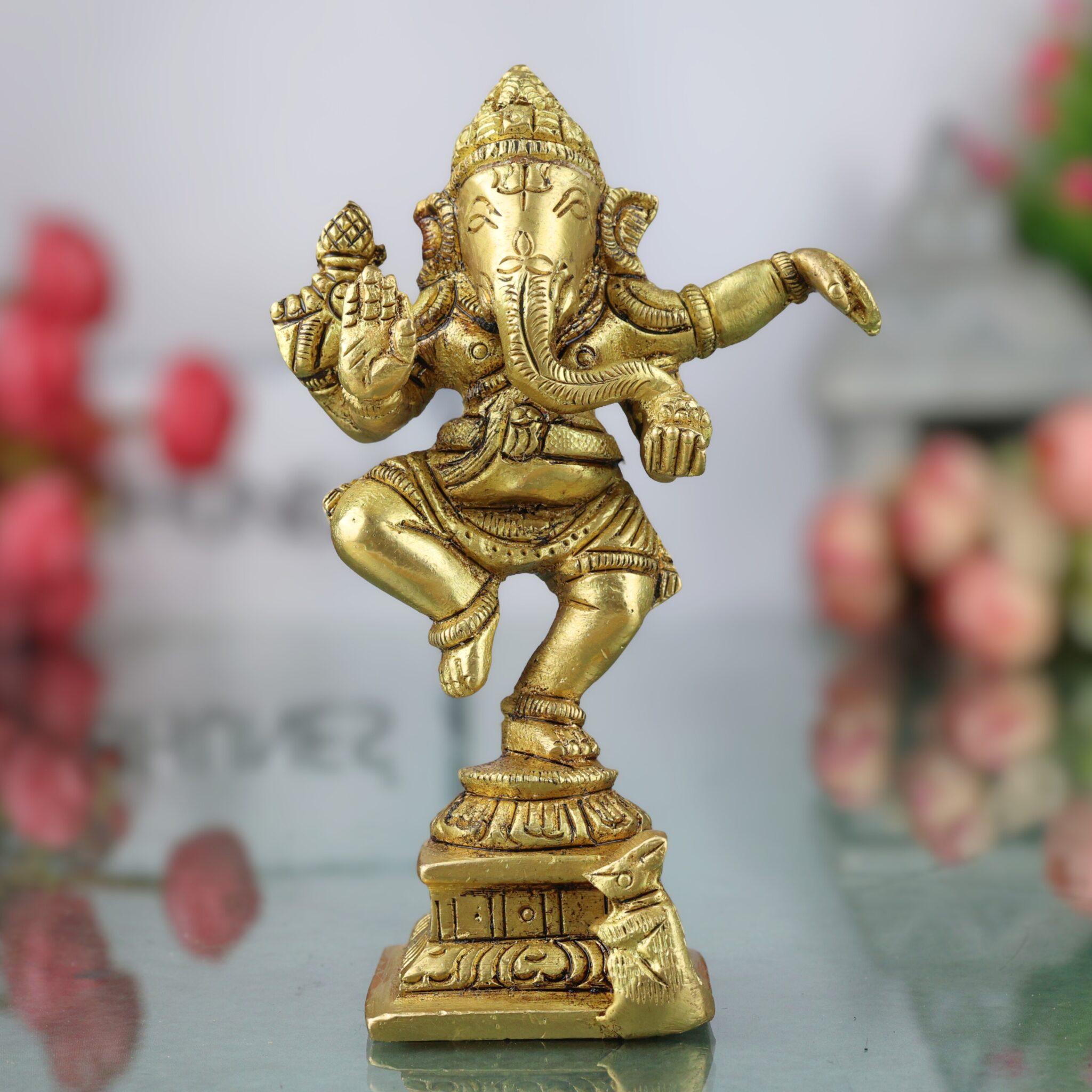 Handcrafted Brass Ganesha Idol – Vinayaka Ganpati Murti for Pooja Room, Home Temple & Gift | Siddhivinayak Ganapati Statue in Peetal(300g),Gold, 4.5 Inch, 1 Piece