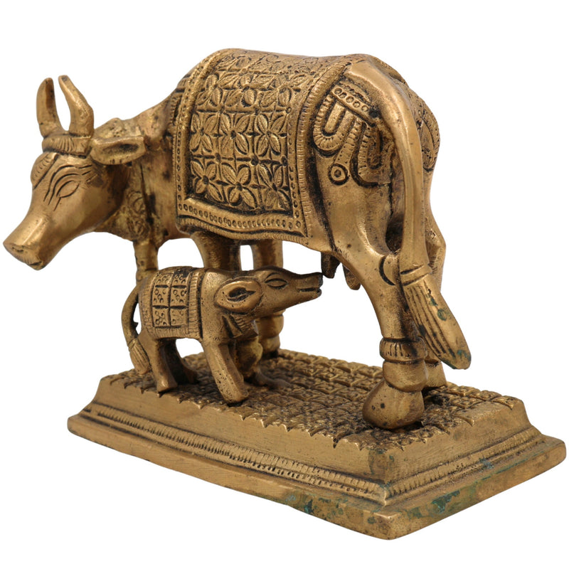 Brass Kamadhenu Idol – Surabhi Cow Sculpture, Sacred Wish-Fulfilling Gau Mata Murti for Pooja, Home Decor & Spiritual Gifts,Gold, 5 Inch, 1 Piece