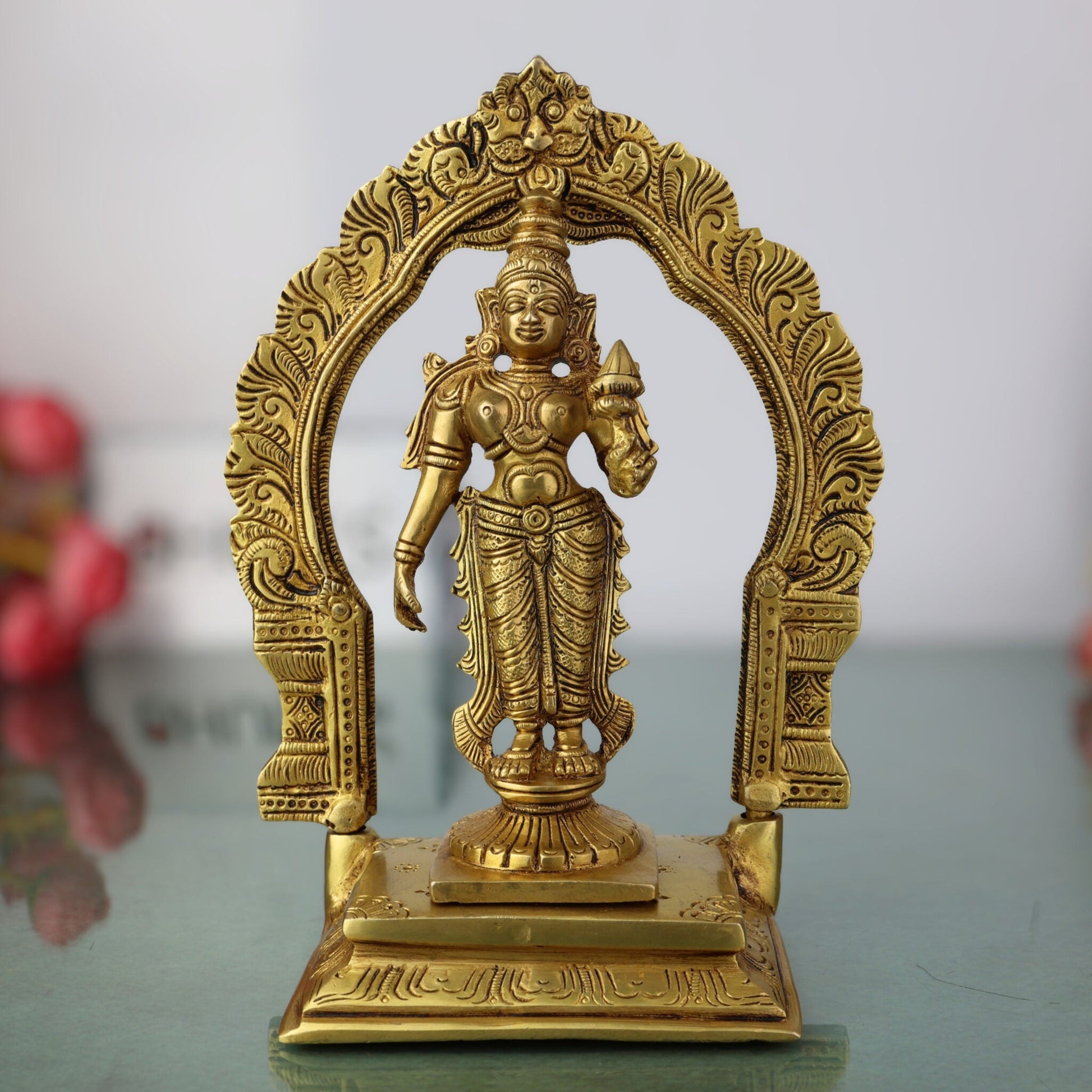 Handcrafted Brass Mahalakshmi Idol with Prabhavali – Shri Kamala Devi | Ashta Lakshmi | Padmavati | Narayani Murti for Pooja Room, Home Temple & Gift ,Gold, 8 Inch, 1 Piece
