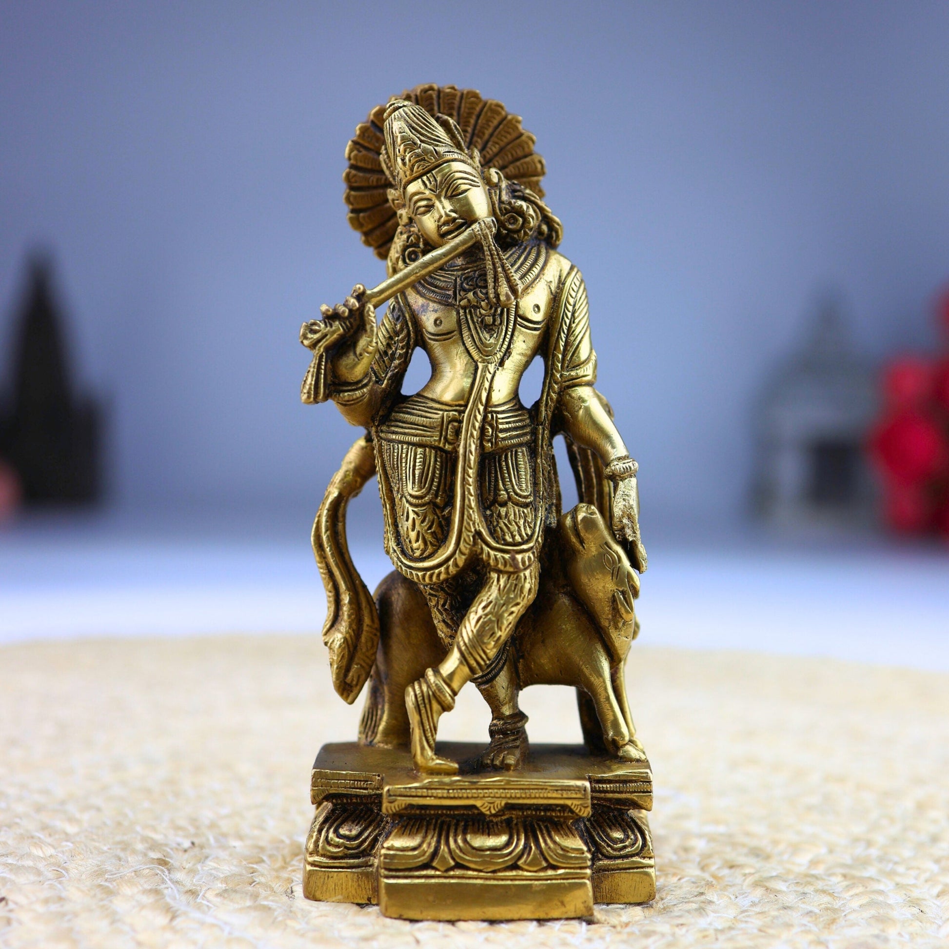 Brass Krishna with Cow Idol | Gopal Govinda Murti | Bal Gopal Kanha Statue | Shyamsundar Murli Manohar Pital Vigraham for Home Decor & Puja,Gold, 6.5 Inch, 1 Piece