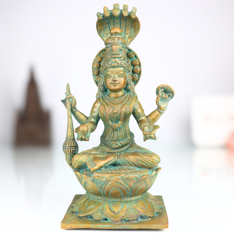 Handcrafted Bronze Panchaloha Mariamman Idol | Mariamma, Samayapuram Mariamman, Angalamman, Kula Deivam, Maha Mariamman Silai for Temple & Home Decor,Brown, 9 Inch, 1 Piece