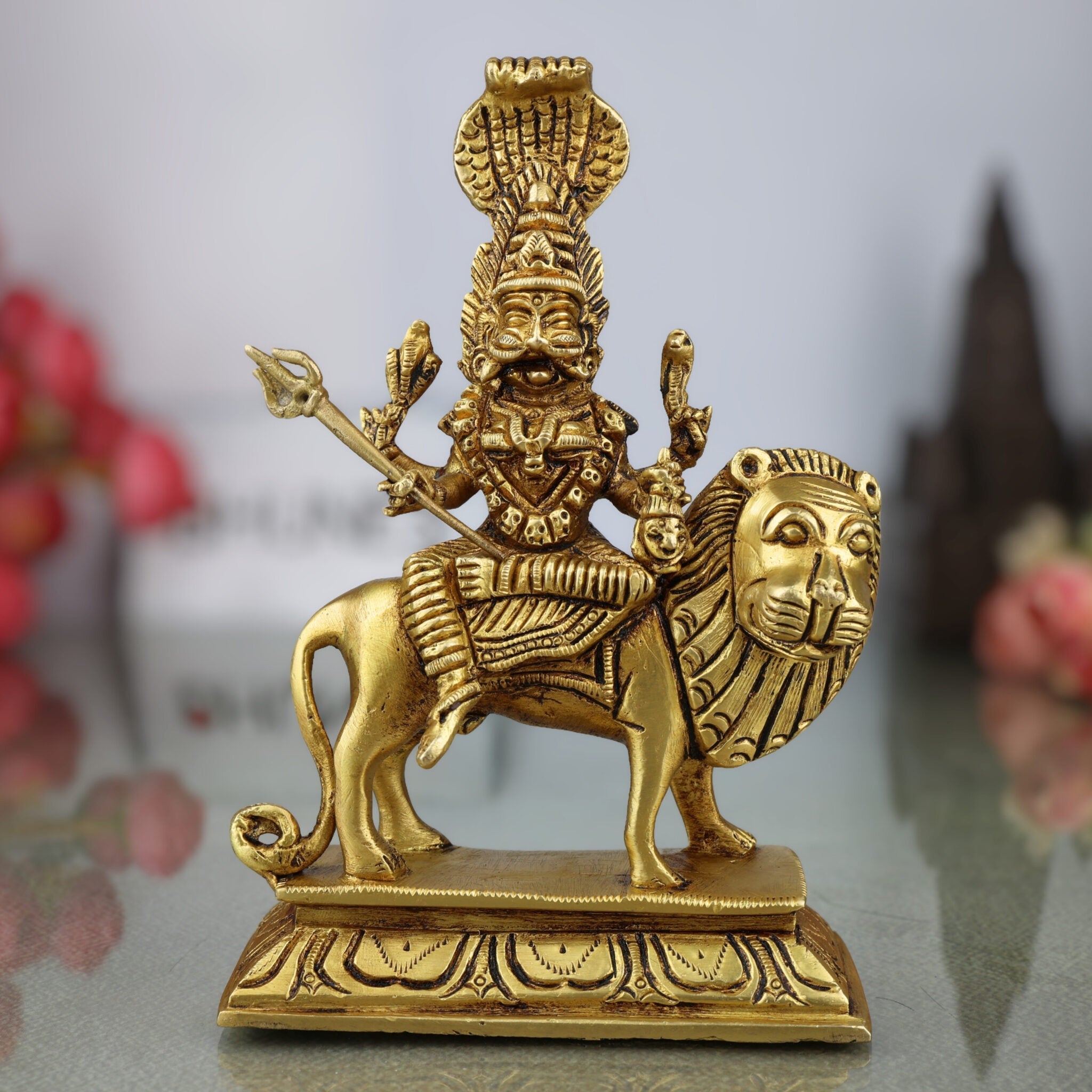 Brass Pratyangira Devi Idol, Atharvana Bhadrakali Murti, Narasimhi Simhamukhi Statue for Pooja Room, Temple, Home & Office Decor,Gold, 7 Inch, 1 Piece