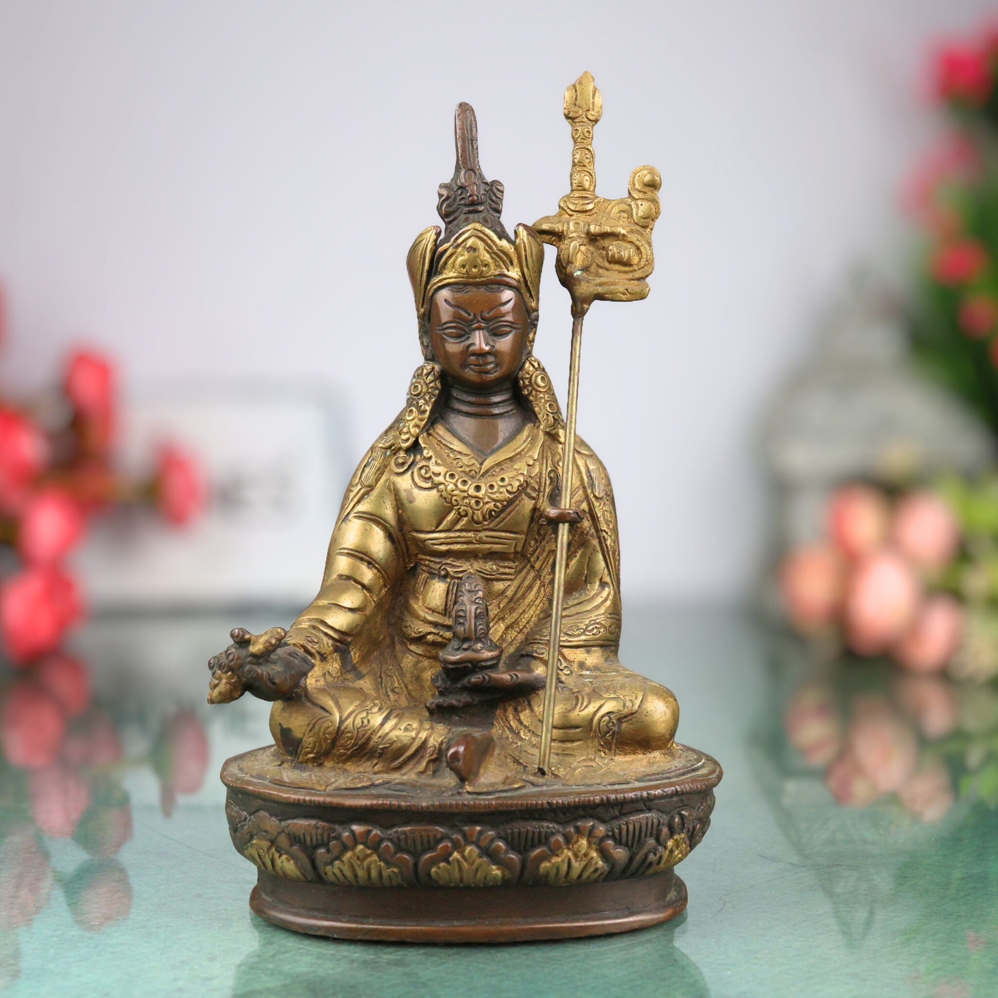 Brass Buddha Lamba Idol, Tibetan Buddha Statue, Meditating Buddha Murti, Shakyamuni & Gautama Buddha Sculpture for Home Decor & Pooja,Brown, 9 Inch, 1 Piece