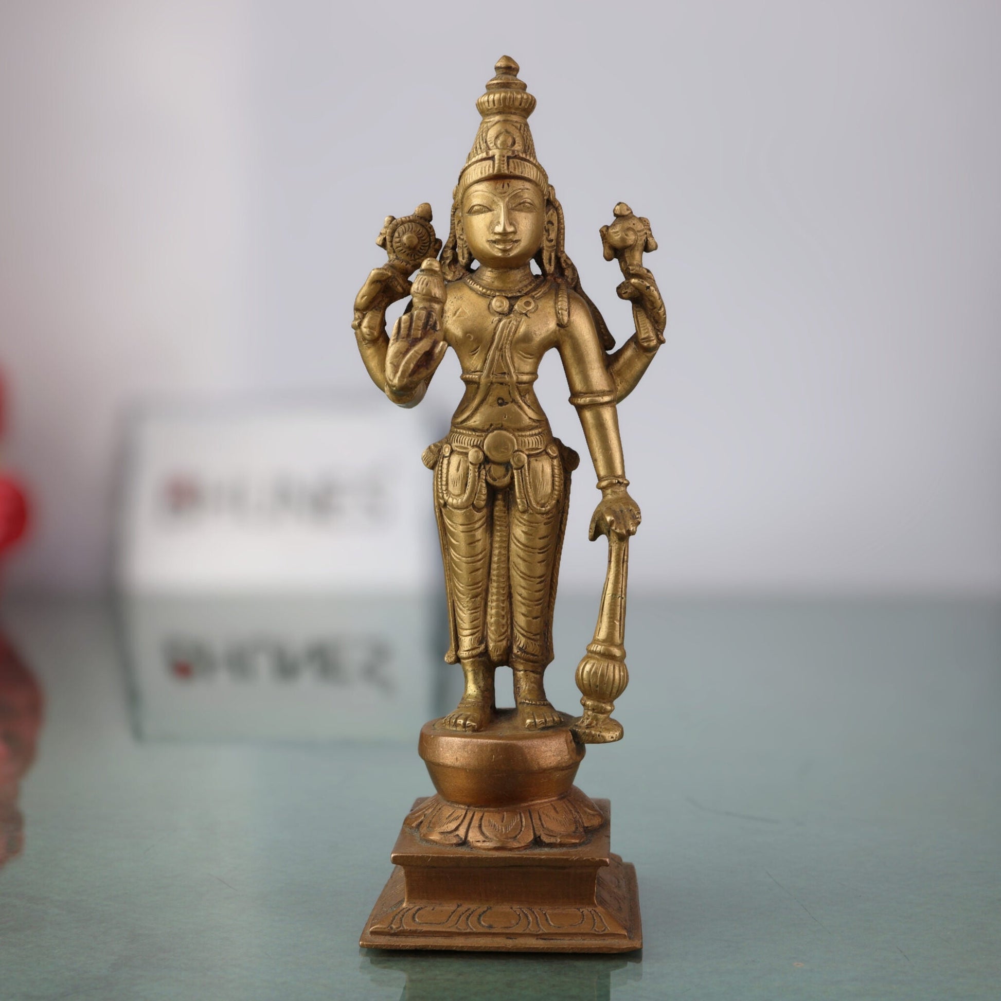 Handcrafted Bronze Panchaloha Lord Vishnu Idol – Narayana, Govinda, Venkateswara, Srinivasa, Balaji, Temple Style Pancha Dhatu Sculpture,Gold, 7 Inch, 1 Piece