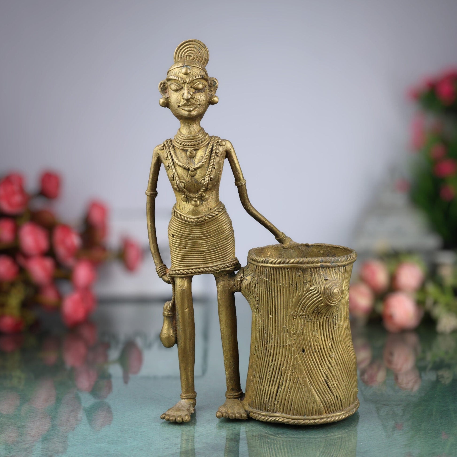 Bhunes Brass Dogra Lady Pen Stand Tribal Art,Gold, 11 Inch, 1 Piece