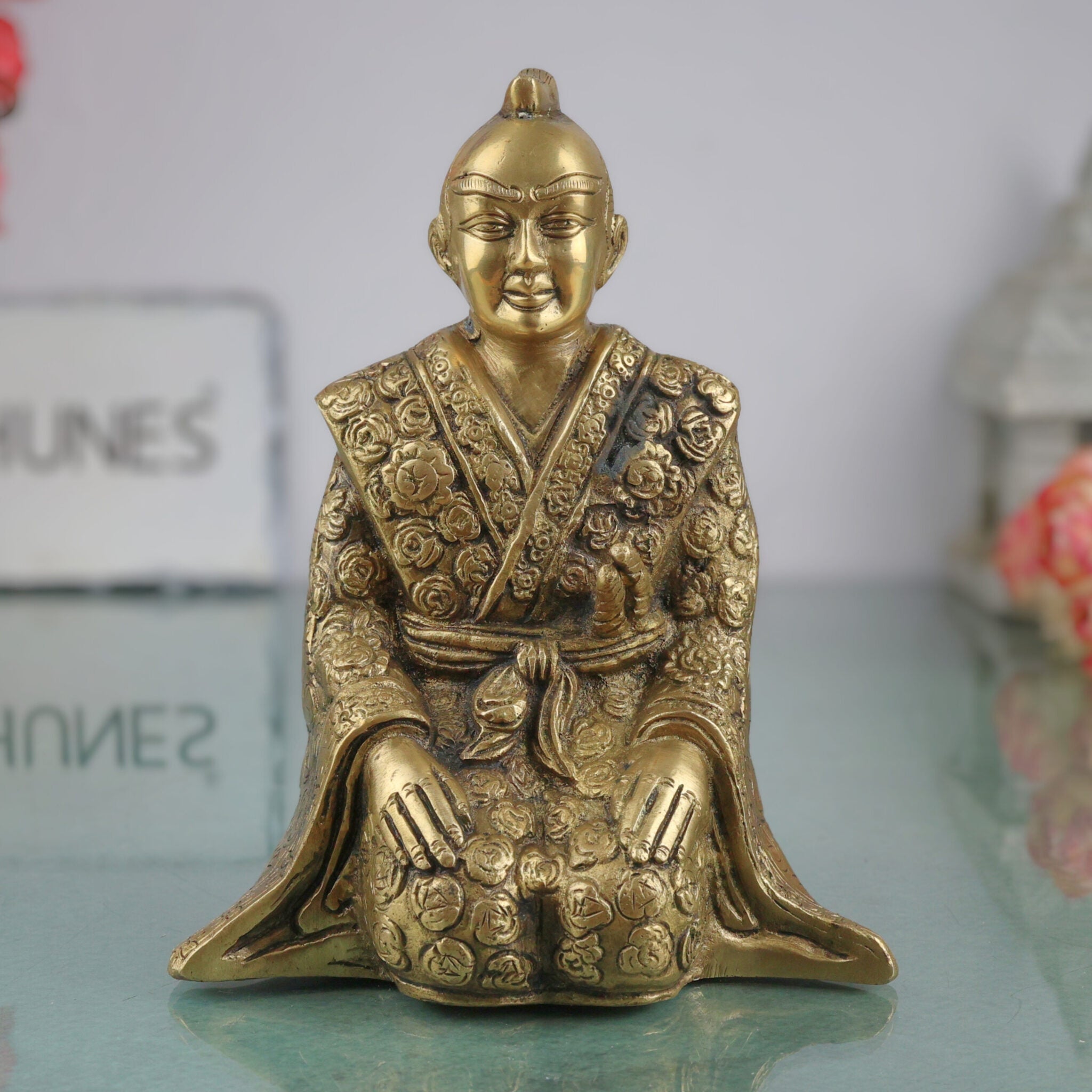 Brass Samurai Idol, Peetal Japanese Warrior Statue, Bushido Ronin Katana Murti, Antique Pittal Samurai Figurine, Gold, 7.5 Inch, 1 Piece