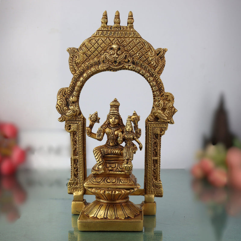 Brass Vishnu Lakshmi Idol with Temple Style Prabhavali Peetam – Handcrafted Narayana Lakshmi Murti, Venkateshwara Balaji Statue for Pooja, Home Decor & Gifting,Gold, 10.5 Inch, 1 Piece