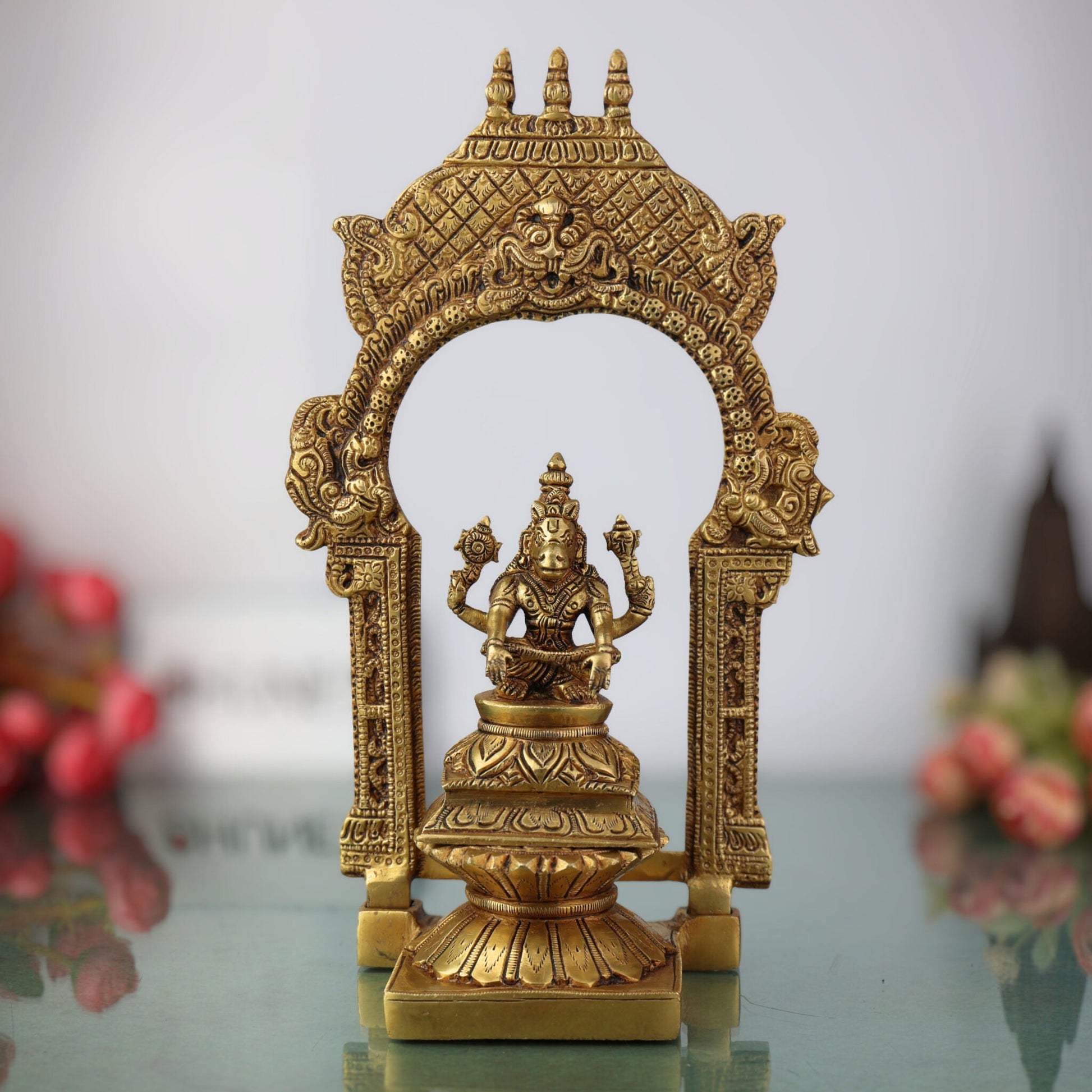 Brass Lord Hayagriva Idol with Temple Style Prabhavali |  Hayagriva Murti | Hayagreeva Vigraha Statue for Pooja, Home & Gifts,Gold, 10.5 Inch, 1 Piece