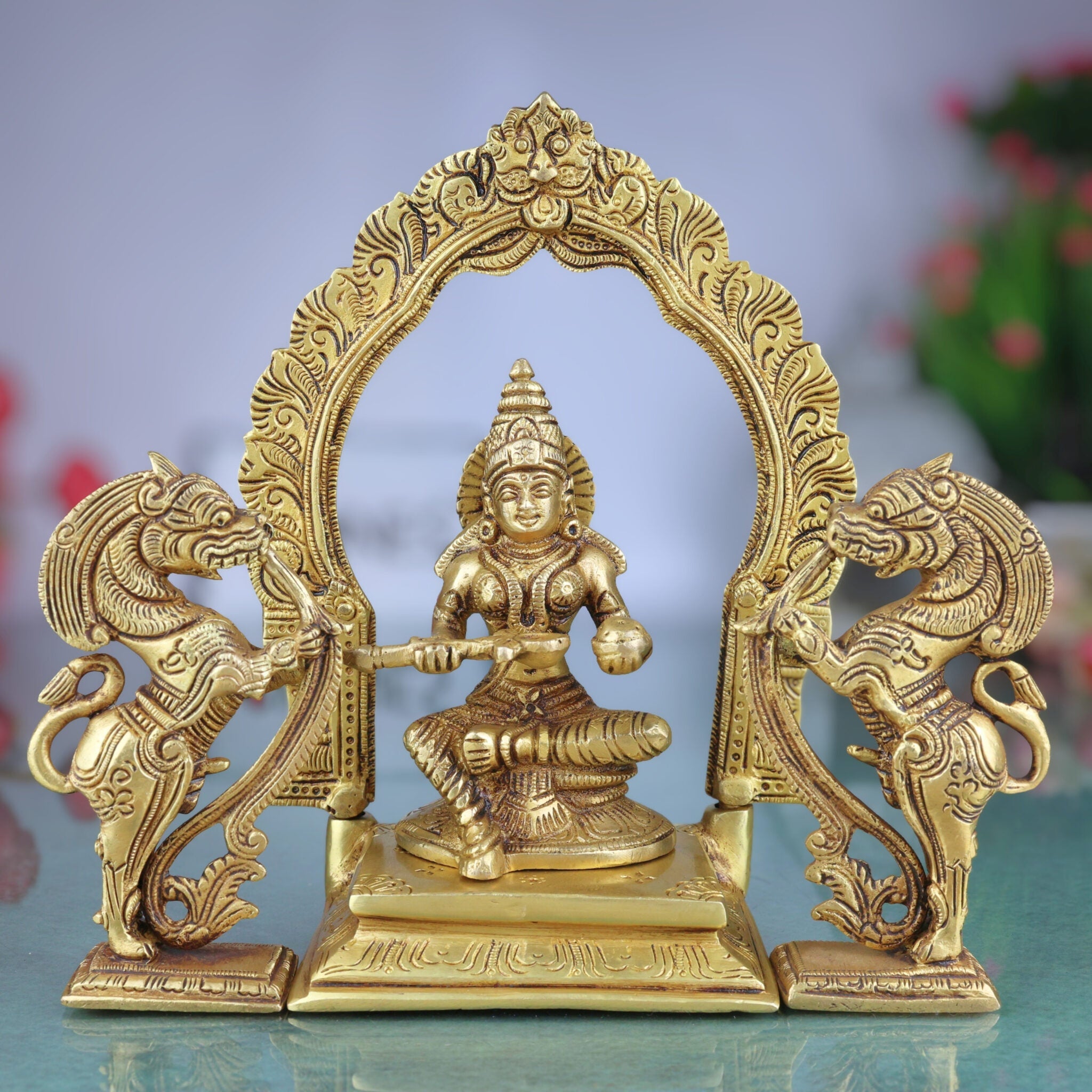 Handcrafted Brass Annapurna Devi Idol, Annapurneshwari Anna Lakshmi Mata Murti, Kashi Annapoorna Amman Sculpture for Pooja, Home & Temple Decor,Gold, 7 Inch, 1 Piece