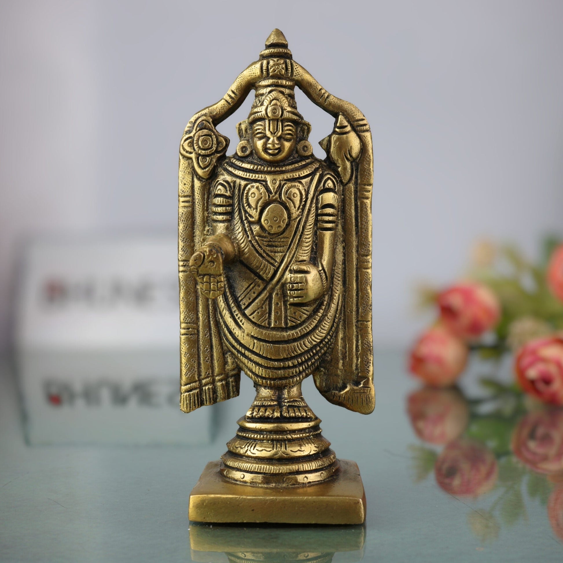 Brass Venkateshwara Idol | Balaji Murti | Srinivasa Statue | Govinda Sculpture for Puja, Home Temple, Decor & Spiritual Gifts,Gold, 5.5 Inch, 1 Piece