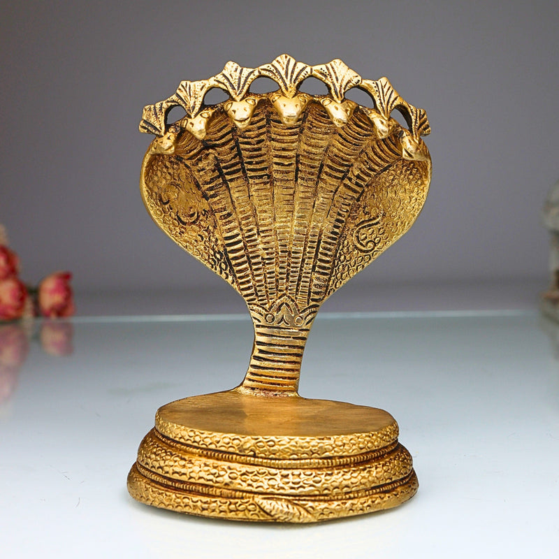 Bhunes Brass Sheshnag Singhasan, Seven Head Snake Prabhavali Chowki, Peetha for Temple, Puja Mandir Bajot Stand,Gold, 7 Inch, 1 Piece