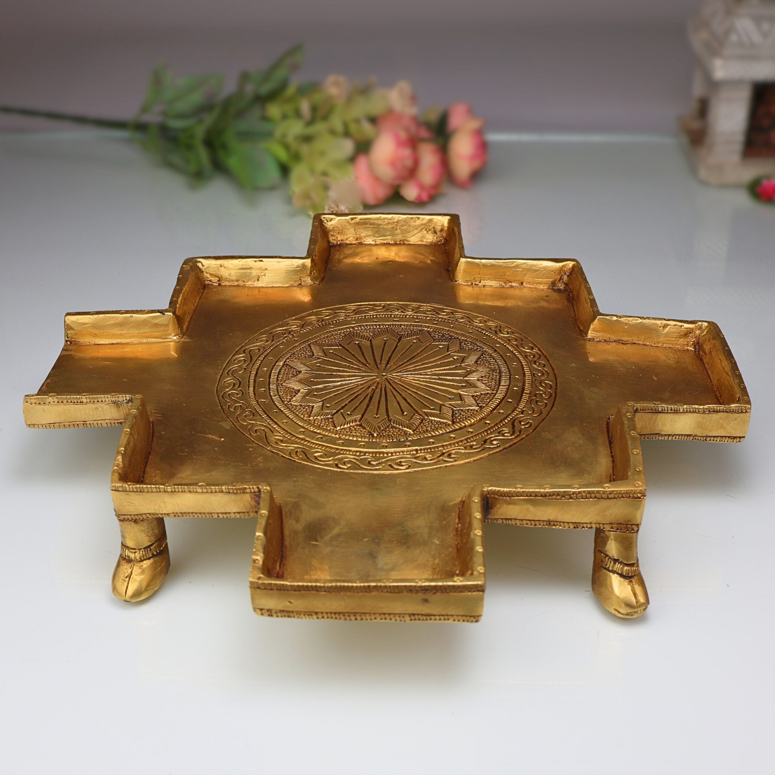 Bhunes Brass Abhishek Patra Plate, Somasutra Ritual Shower Peetam, Handcrafted Brass Mandir Chowki for Pooja, Gold, 12 Inch, 1 Piece