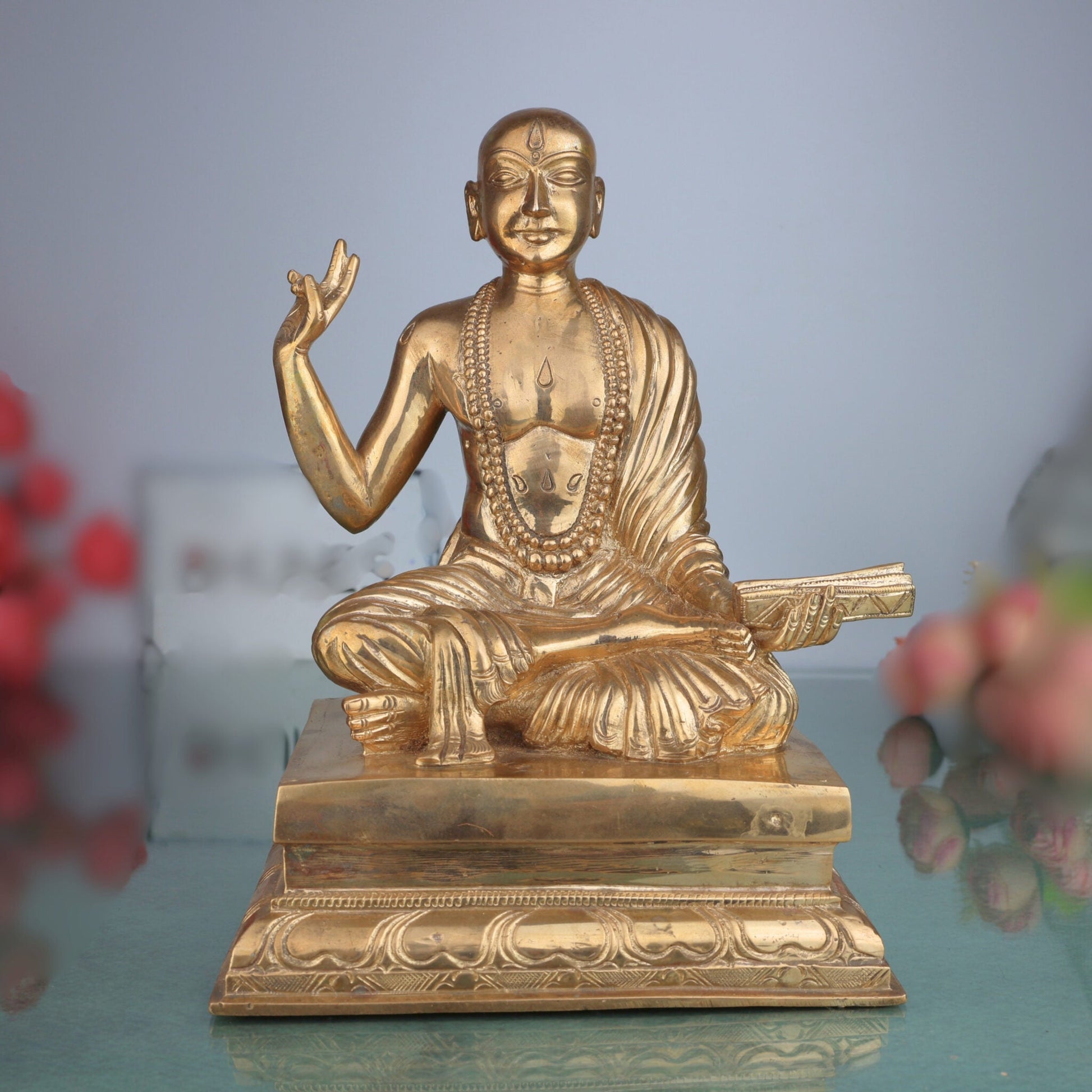 Handmade Bronze Madhvacharya Idol | Purna Prajna Statue | Ananda Tirtha Murti | Jagadguru Dvaita Vedanta Sculpture | Spiritual Home & Temple Decor,Gold, 9.5 Inch, 1 Piece