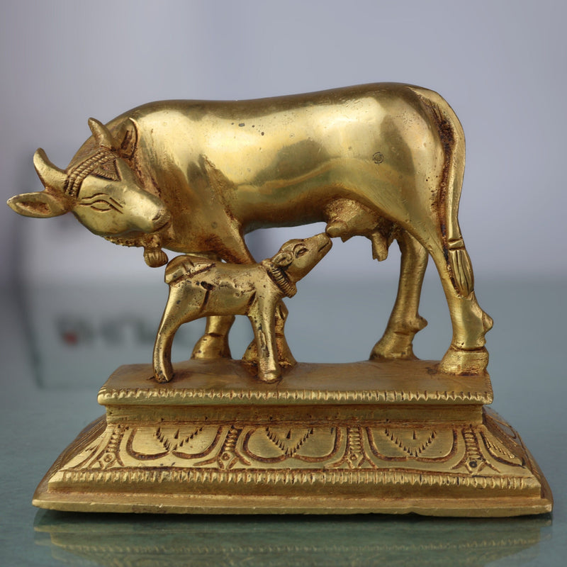 Brass Kamadhenu Idol | Surabhi Cow Statue | Divine Gau Mata Murti | Wish-Fulfilling Holy Cow Sculpture for Pooja, Home Decor & Gifts,Gold, 4.5 Inch, 1 Piece