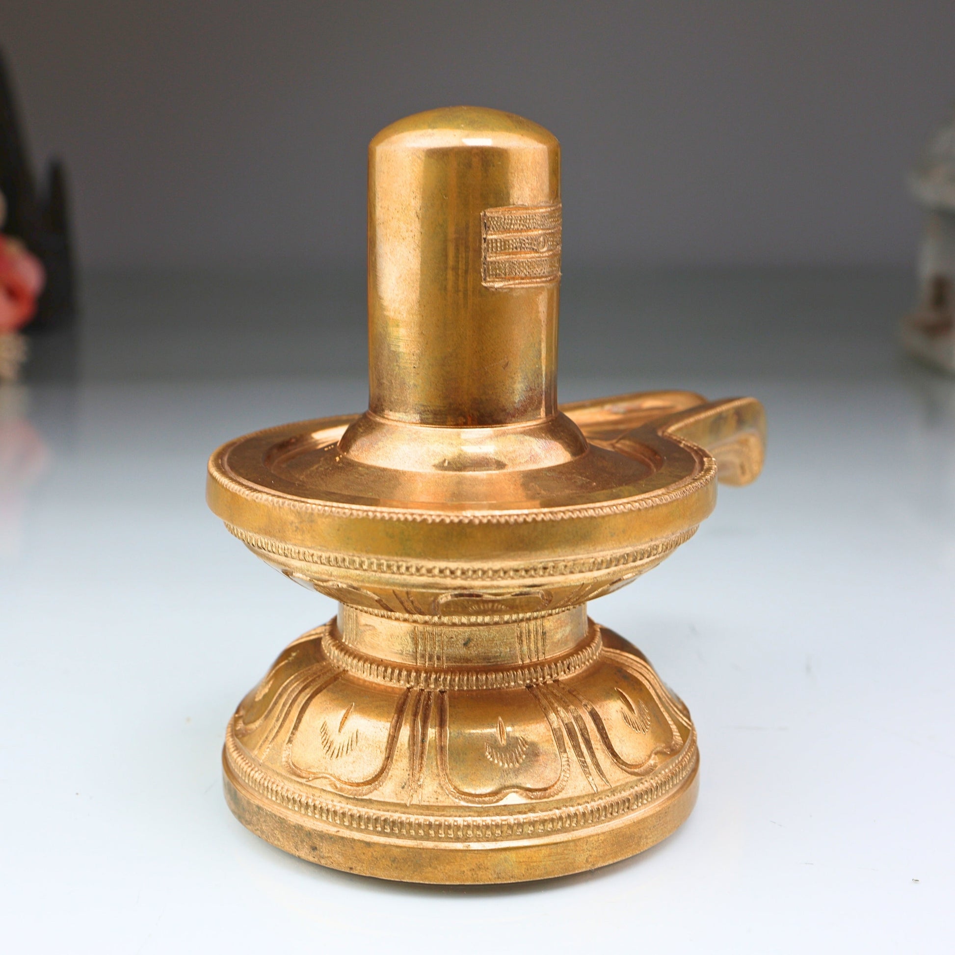 Handmade Bronze Shiva Lingam Idol | Panchaloha Shivalingam, Jyotirlinga, Mahalingam, Shivling for Home, Temple, Pooja & Gifting,Gold, 5 Inch, 1 Piece